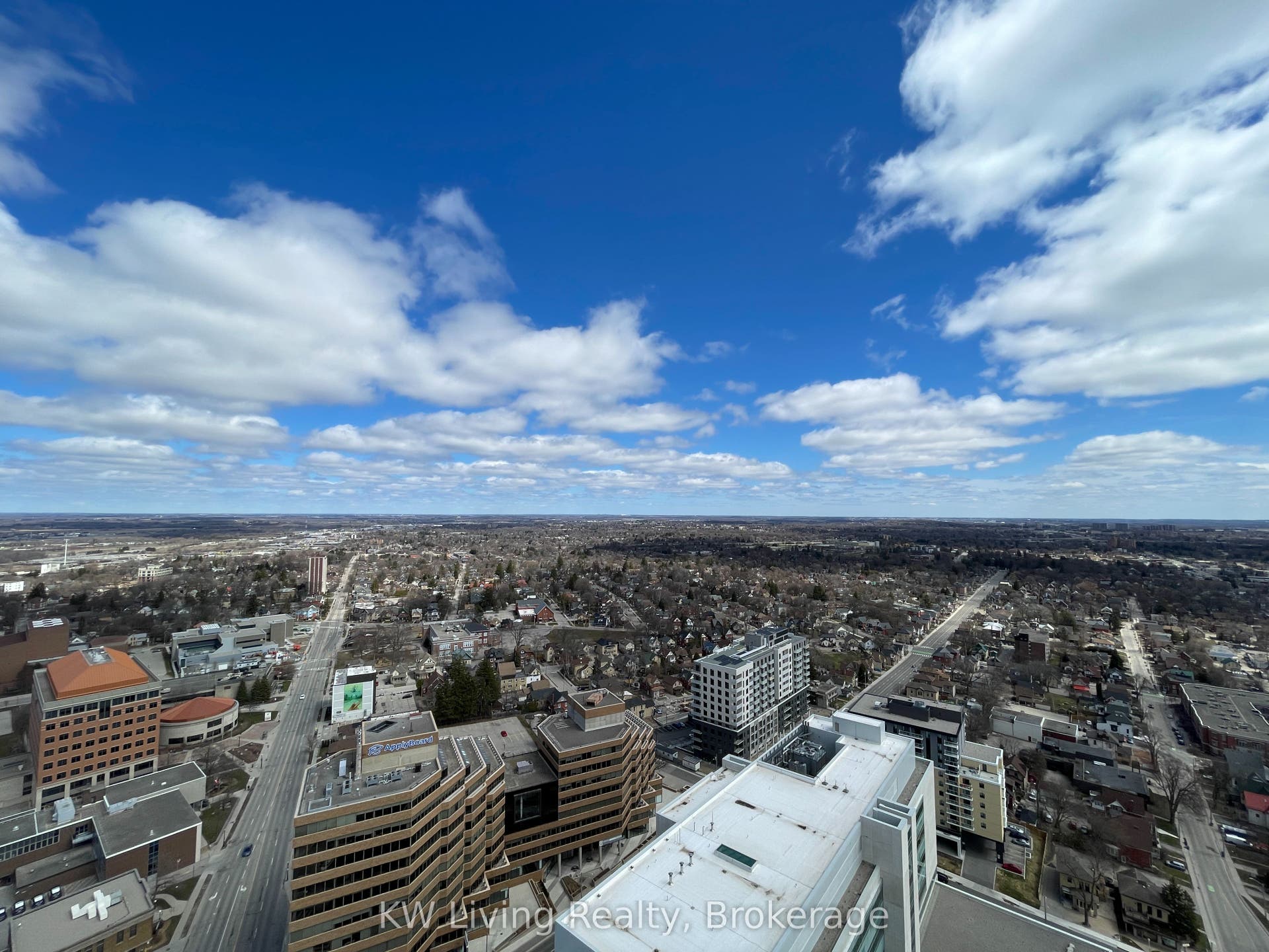 60 Frederick Street, #3202, Kitchener, Waterloo ON N2H 0C7 60 Frederick Street, #3202, Kitchener, Waterloo ON N2H 0C7