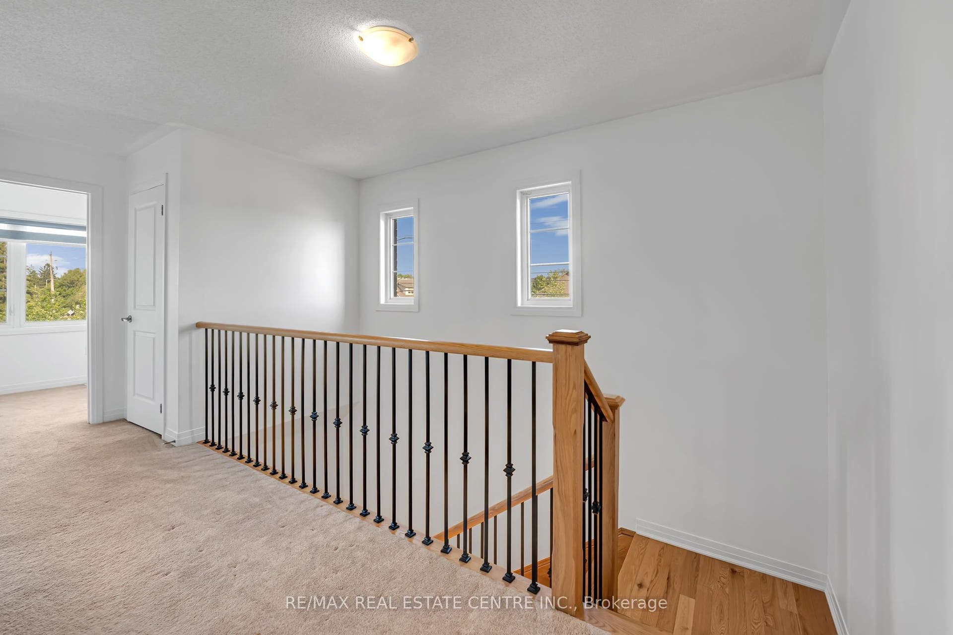 75 Slater Street, Cambridge, Waterloo ON N1R 0C4 75 Slater Street, Cambridge, Waterloo ON N1R 0C4