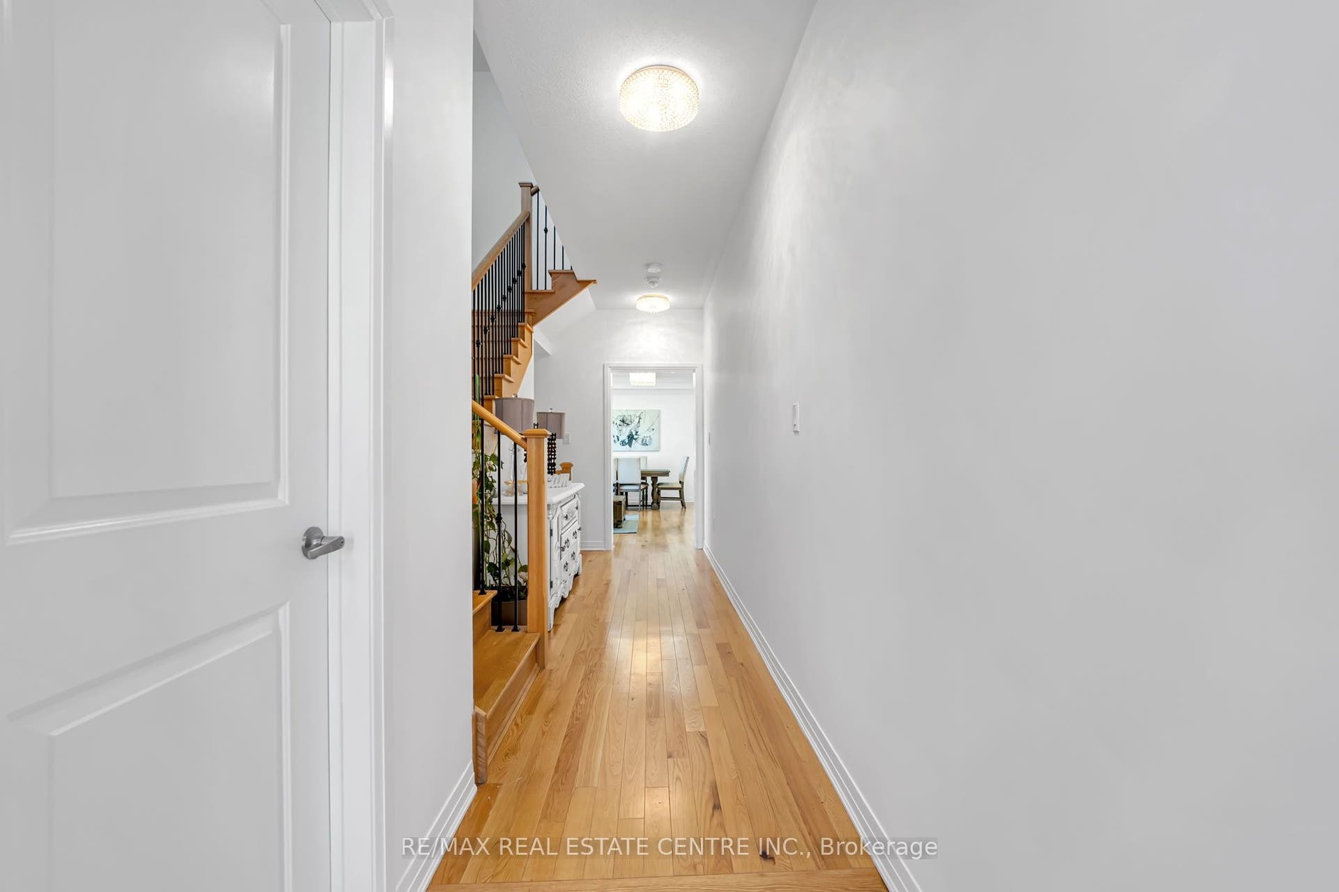 75 Slater Street, Cambridge, Waterloo ON N1R 0C4 75 Slater Street, Cambridge, Waterloo ON N1R 0C4
