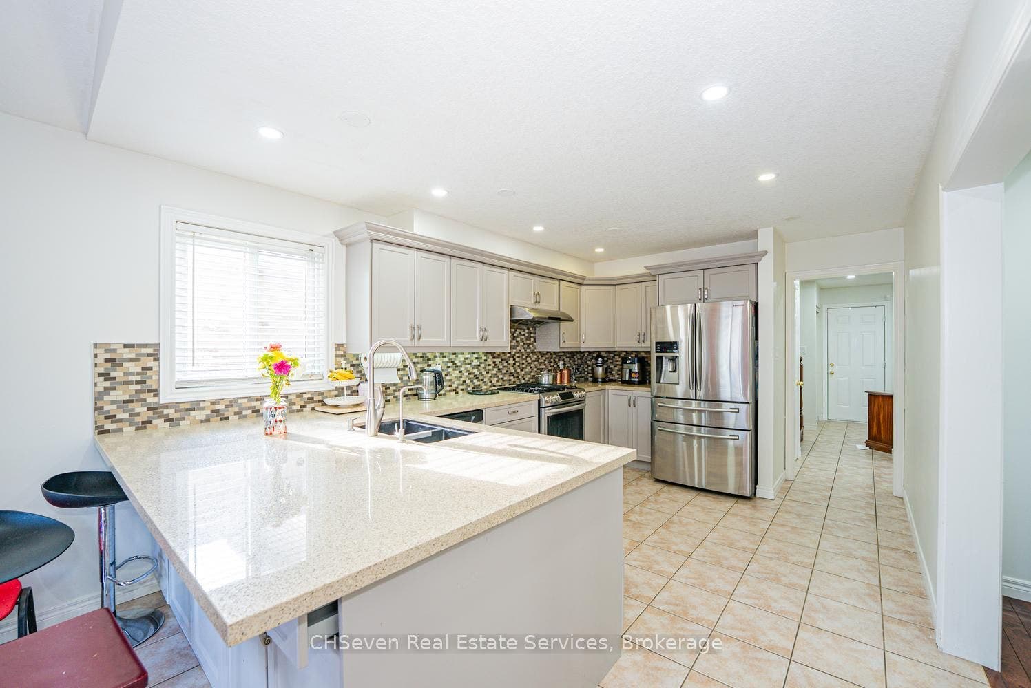 373 Thomas Slee Drive, Kitchener, Waterloo ON N2P 2X5 373 Thomas Slee Drive, Kitchener, Waterloo ON N2P 2X5