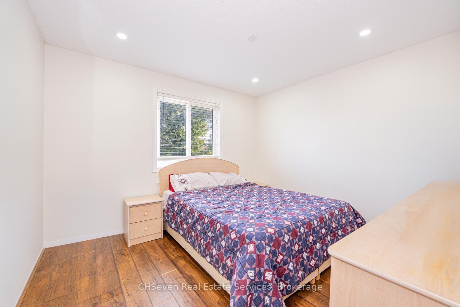 373 Thomas Slee Drive, Kitchener, Waterloo ON N2P 2X5 373 Thomas Slee Drive, Kitchener, Waterloo ON N2P 2X5