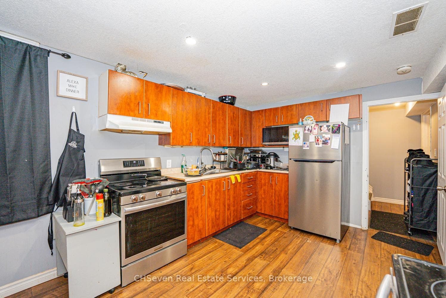 373 Thomas Slee Drive, Kitchener, Waterloo ON N2P 2X5 373 Thomas Slee Drive, Kitchener, Waterloo ON N2P 2X5
