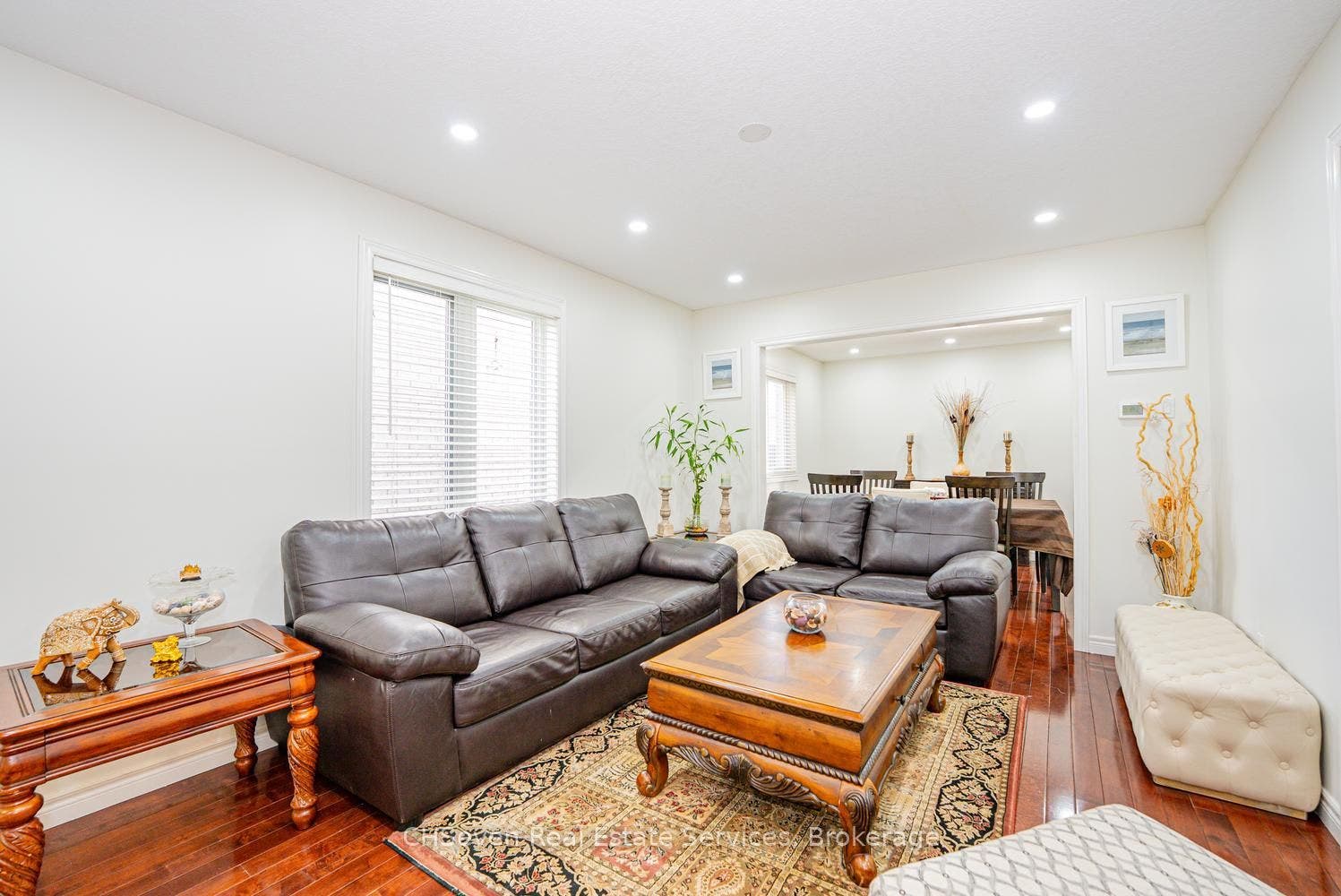 373 Thomas Slee Drive, Kitchener, Waterloo ON N2P 2X5 373 Thomas Slee Drive, Kitchener, Waterloo ON N2P 2X5