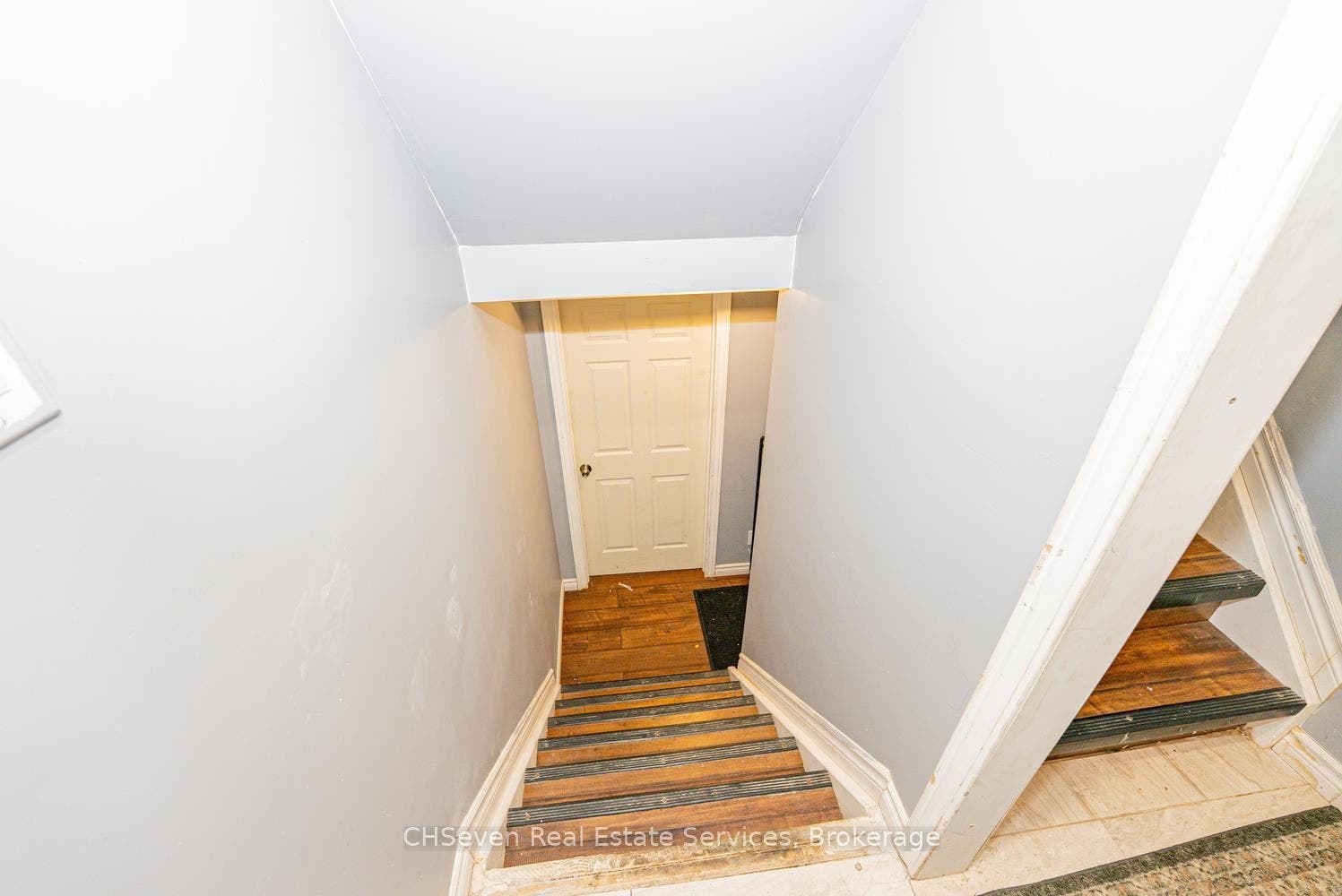 373 Thomas Slee Drive, Kitchener, Waterloo ON N2P 2X5 373 Thomas Slee Drive, Kitchener, Waterloo ON N2P 2X5