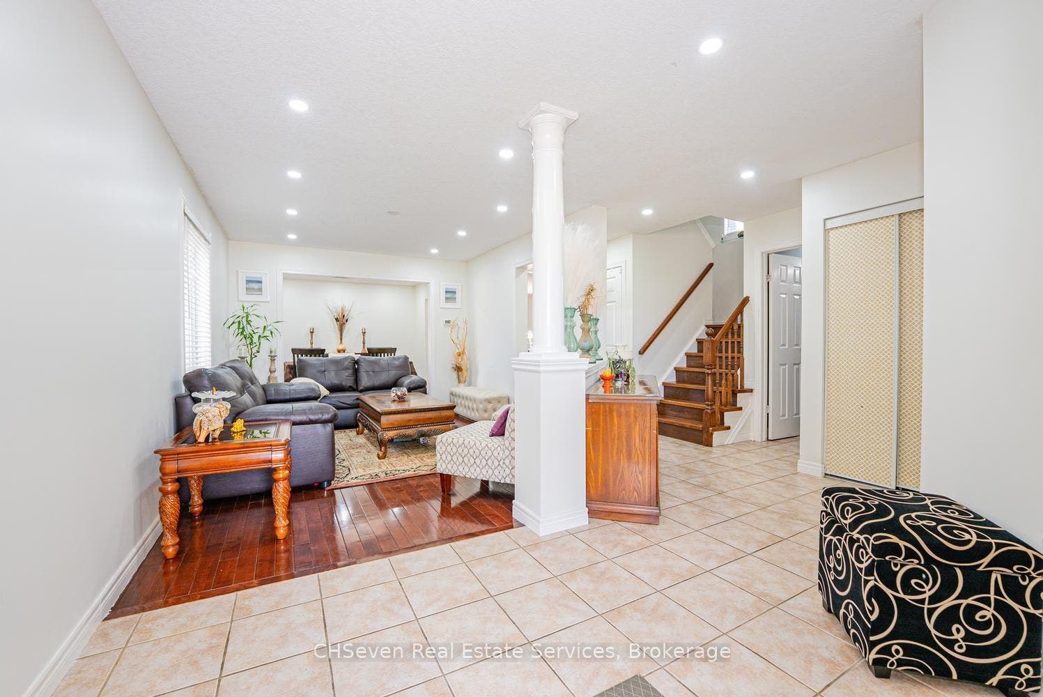 373 Thomas Slee Drive, Kitchener, Waterloo ON N2P 2X5 373 Thomas Slee Drive, Kitchener, Waterloo ON N2P 2X5