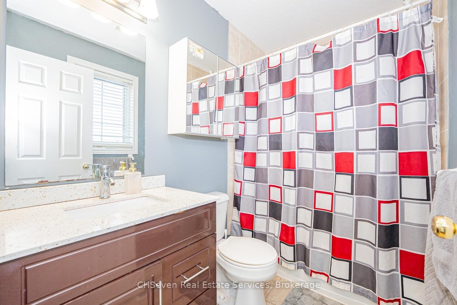 373 Thomas Slee Drive, Kitchener, Waterloo ON N2P 2X5 373 Thomas Slee Drive, Kitchener, Waterloo ON N2P 2X5