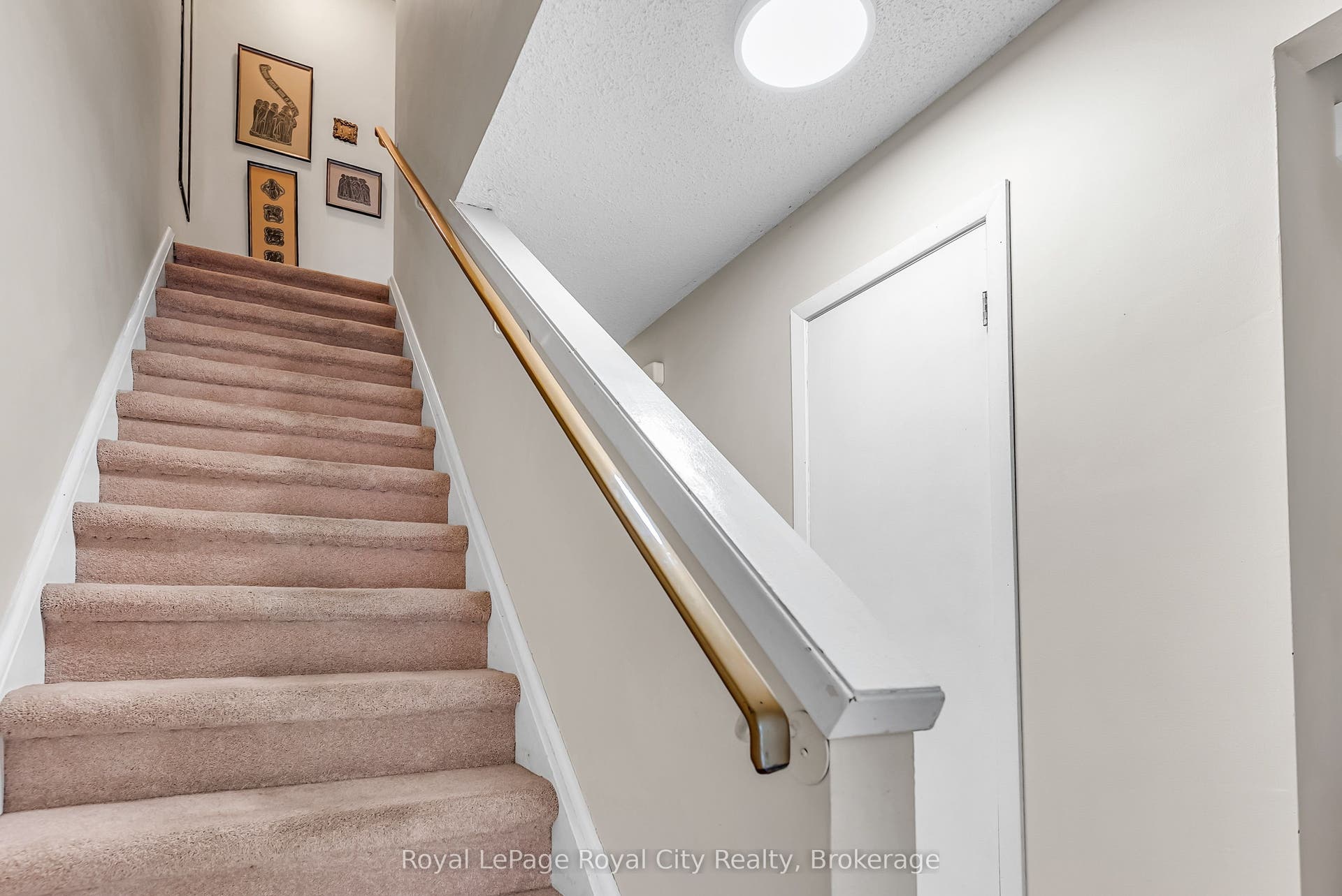 16 Hadati Road, #52, Guelph, Wellington ON N1E 6M2 16 Hadati Road, #52, Guelph, Wellington ON N1E 6M2