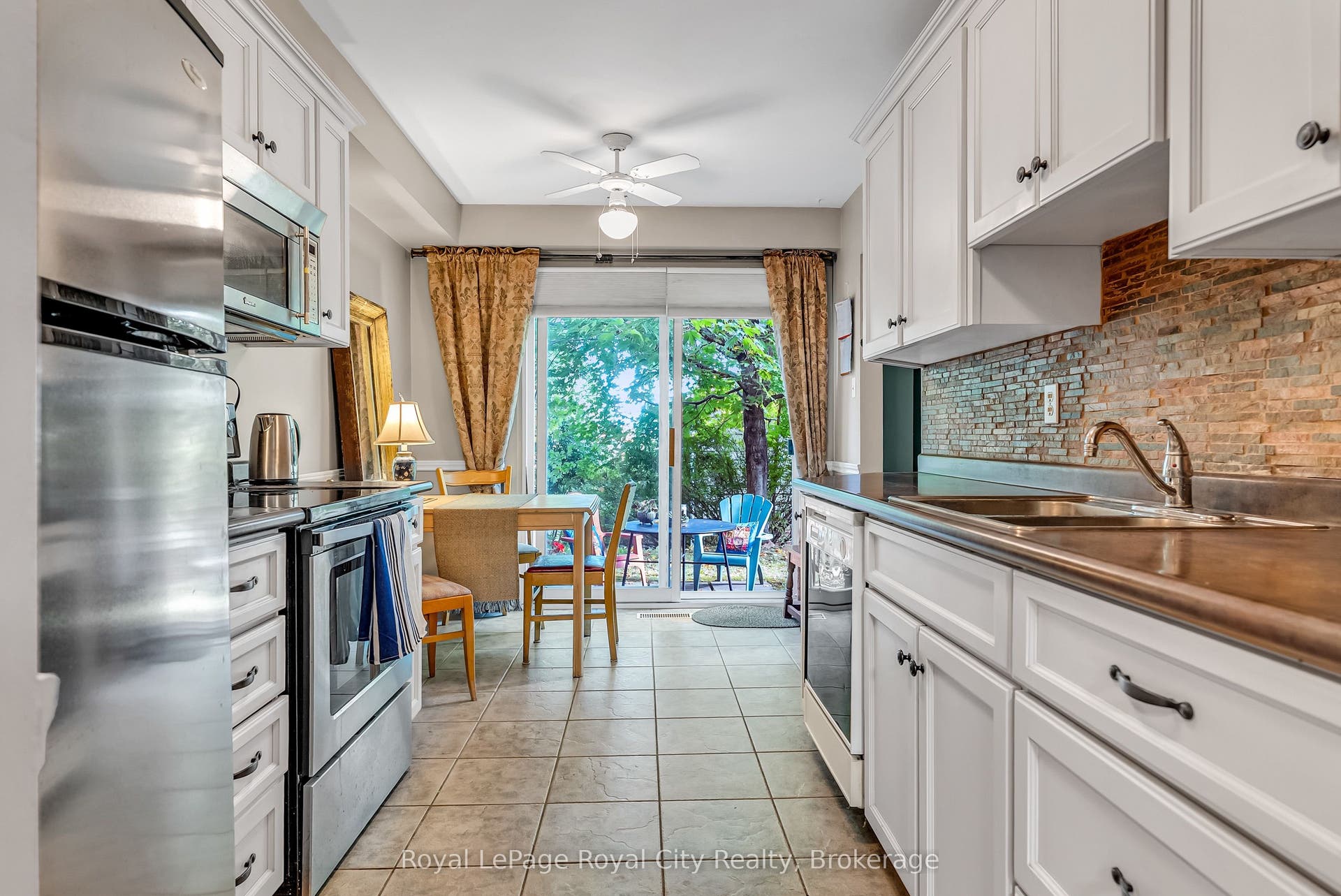 16 Hadati Road, #52, Guelph, Wellington ON N1E 6M2 16 Hadati Road, #52, Guelph, Wellington ON N1E 6M2