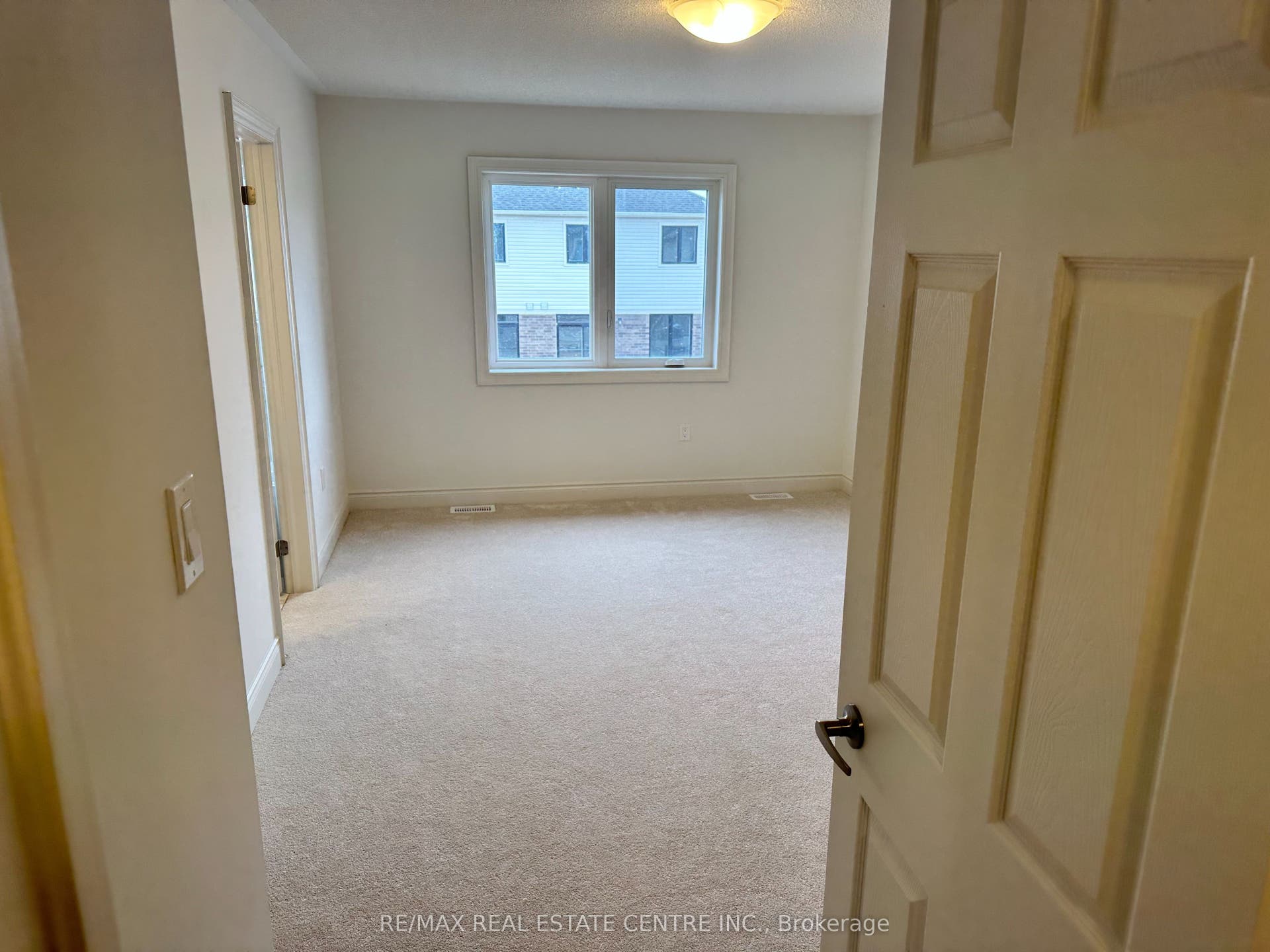 214 Elliot Avenue W, Centre Wellington, Wellington ON N1M 2W3 214 Elliot Avenue W, Centre Wellington, Wellington ON N1M 2W3