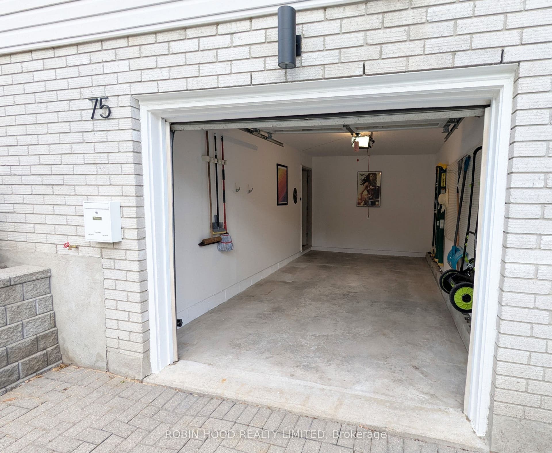 75 Stevenson Street N, Guelph, Wellington ON N1E 5A6 75 Stevenson Street N, Guelph, Wellington ON N1E 5A6