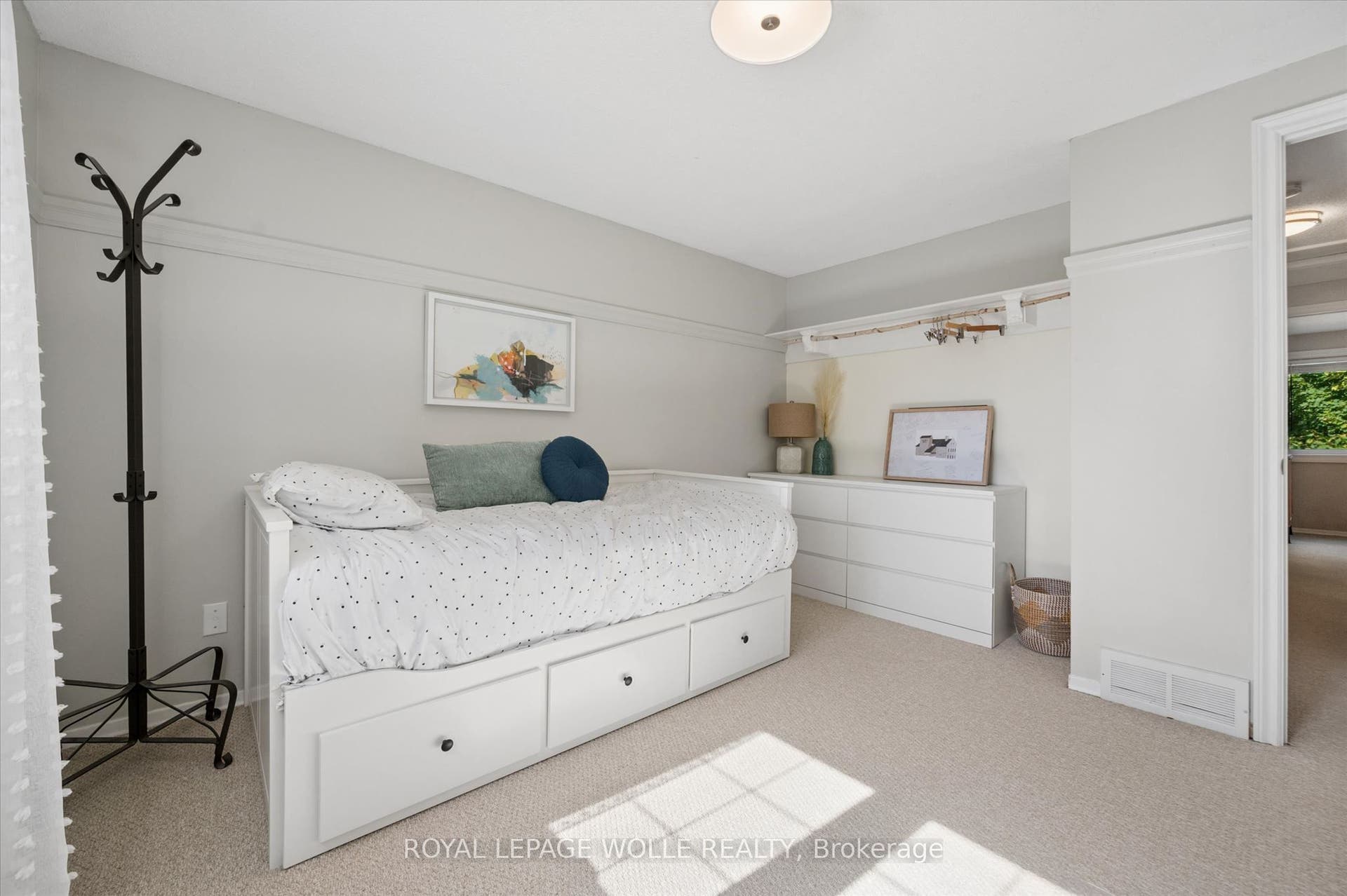 134 Bechtel Drive, Kitchener, Waterloo ON N2P 1S4 134 Bechtel Drive, Kitchener, Waterloo ON N2P 1S4