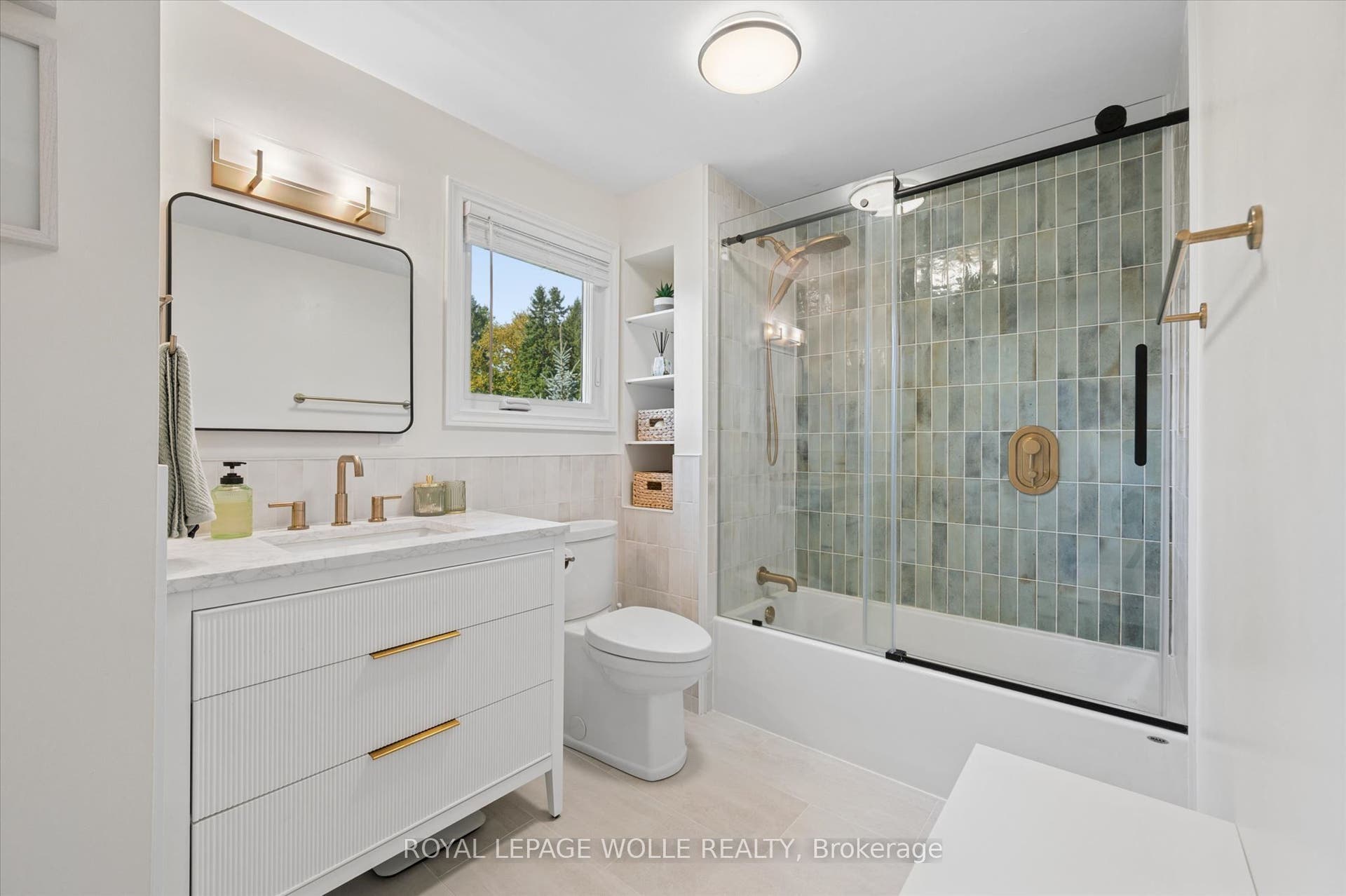 134 Bechtel Drive, Kitchener, Waterloo ON N2P 1S4 134 Bechtel Drive, Kitchener, Waterloo ON N2P 1S4