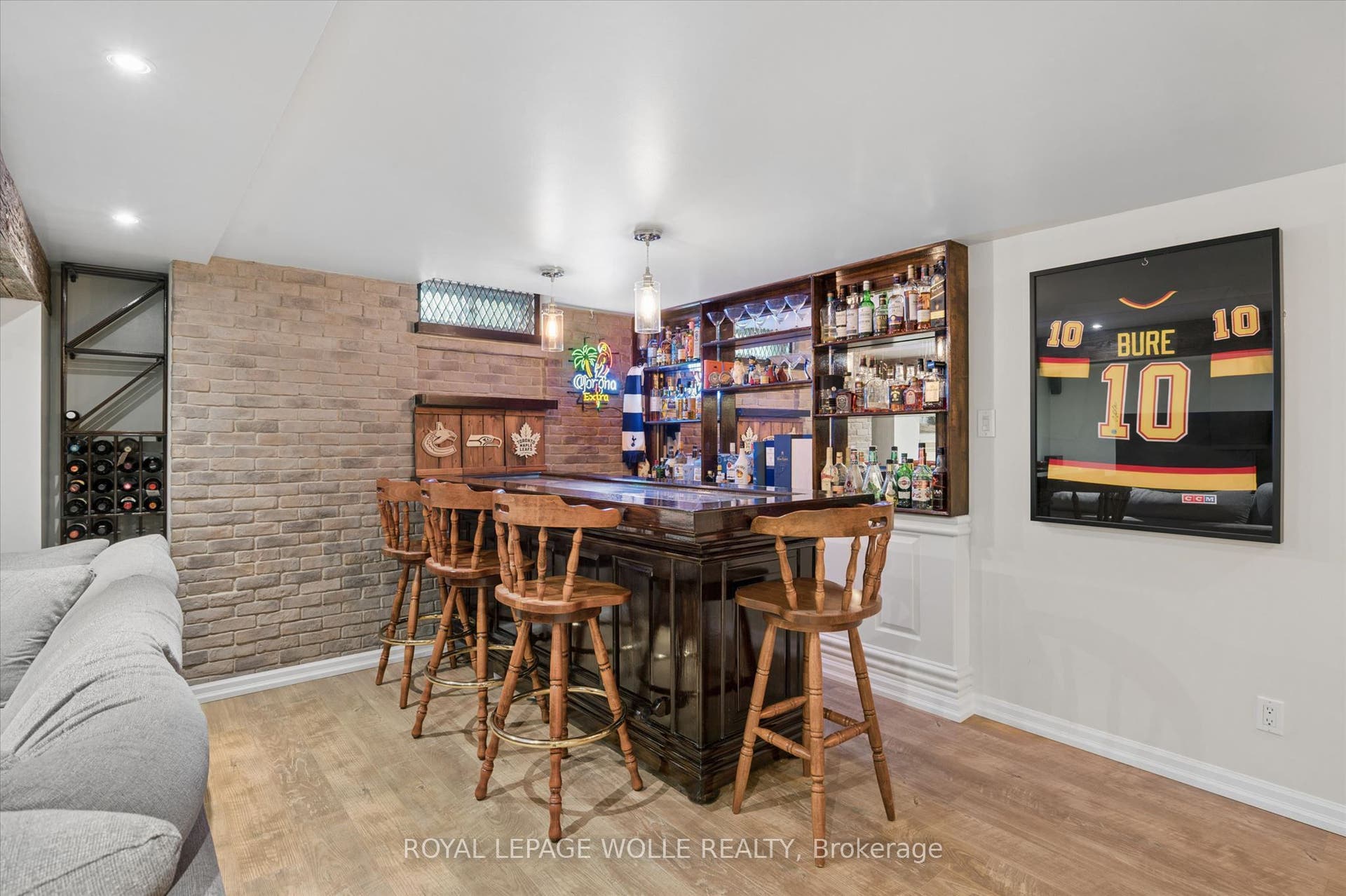 134 Bechtel Drive, Kitchener, Waterloo ON N2P 1S4 134 Bechtel Drive, Kitchener, Waterloo ON N2P 1S4