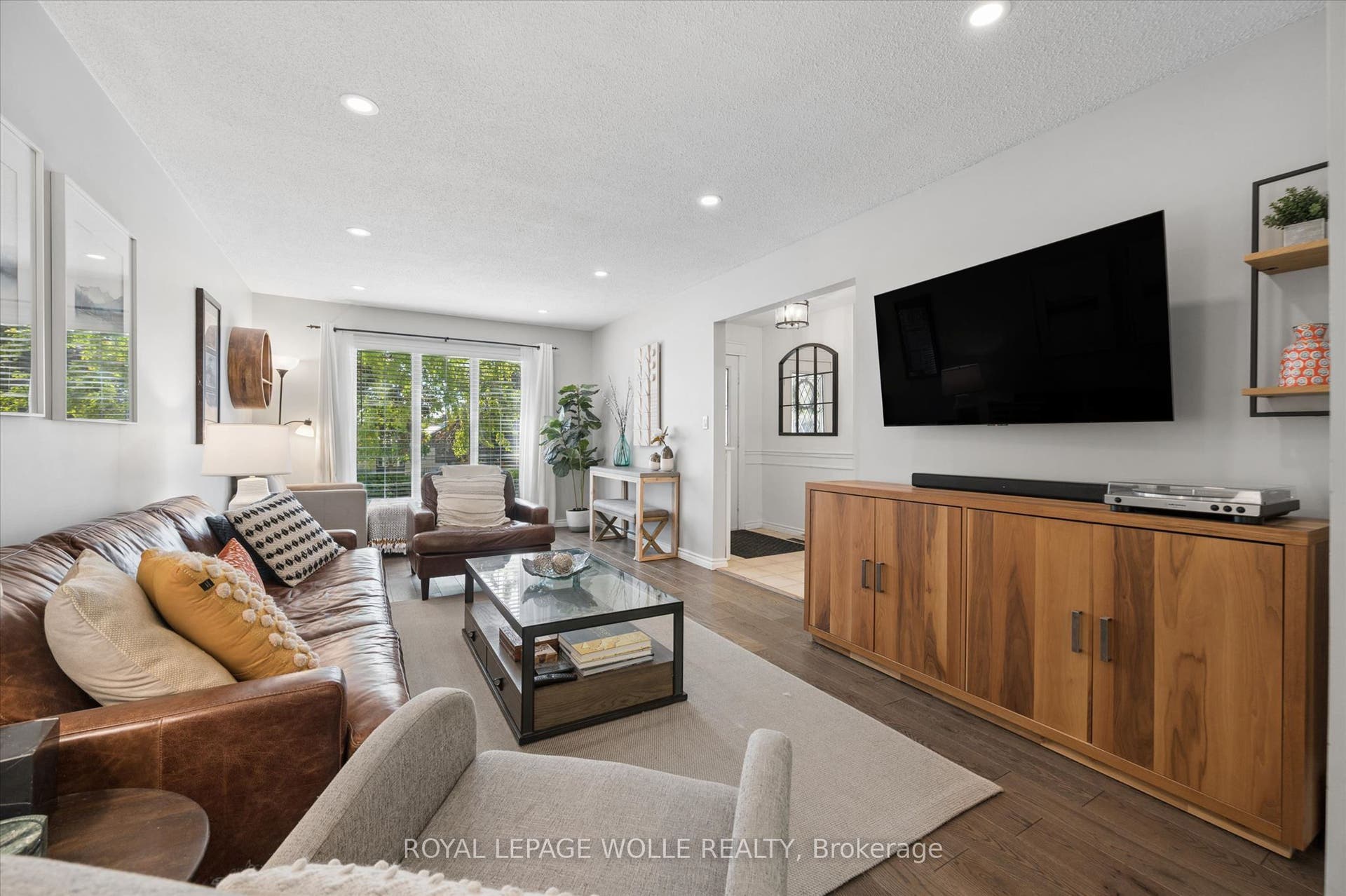 134 Bechtel Drive, Kitchener, Waterloo ON N2P 1S4 134 Bechtel Drive, Kitchener, Waterloo ON N2P 1S4