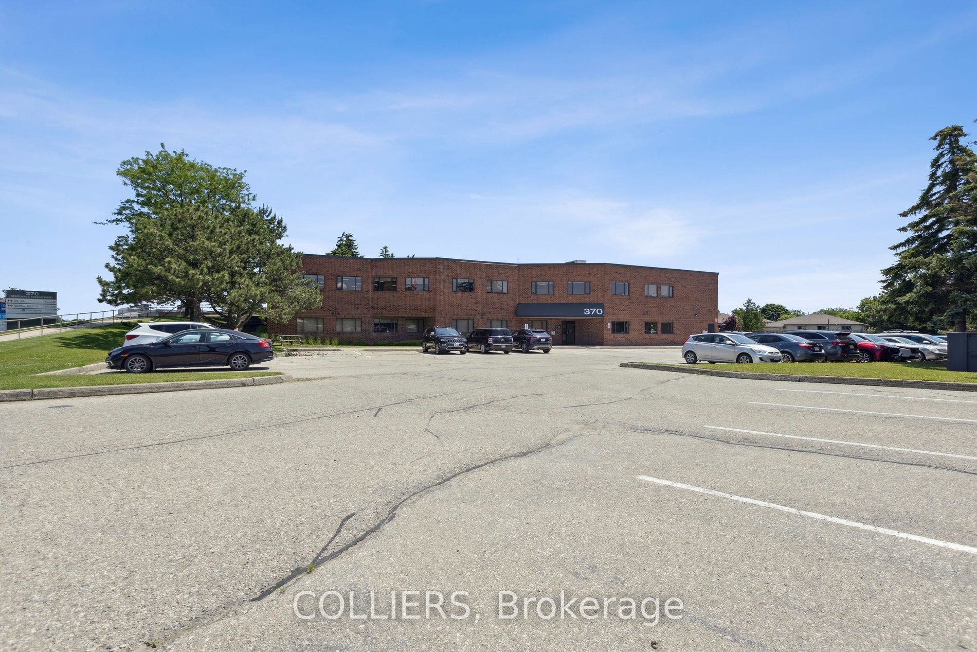 370 Speedvale Avenue, #102, Guelph, Wellington ON N1H 7M7 370 Speedvale Avenue, #102, Guelph, Wellington ON N1H 7M7