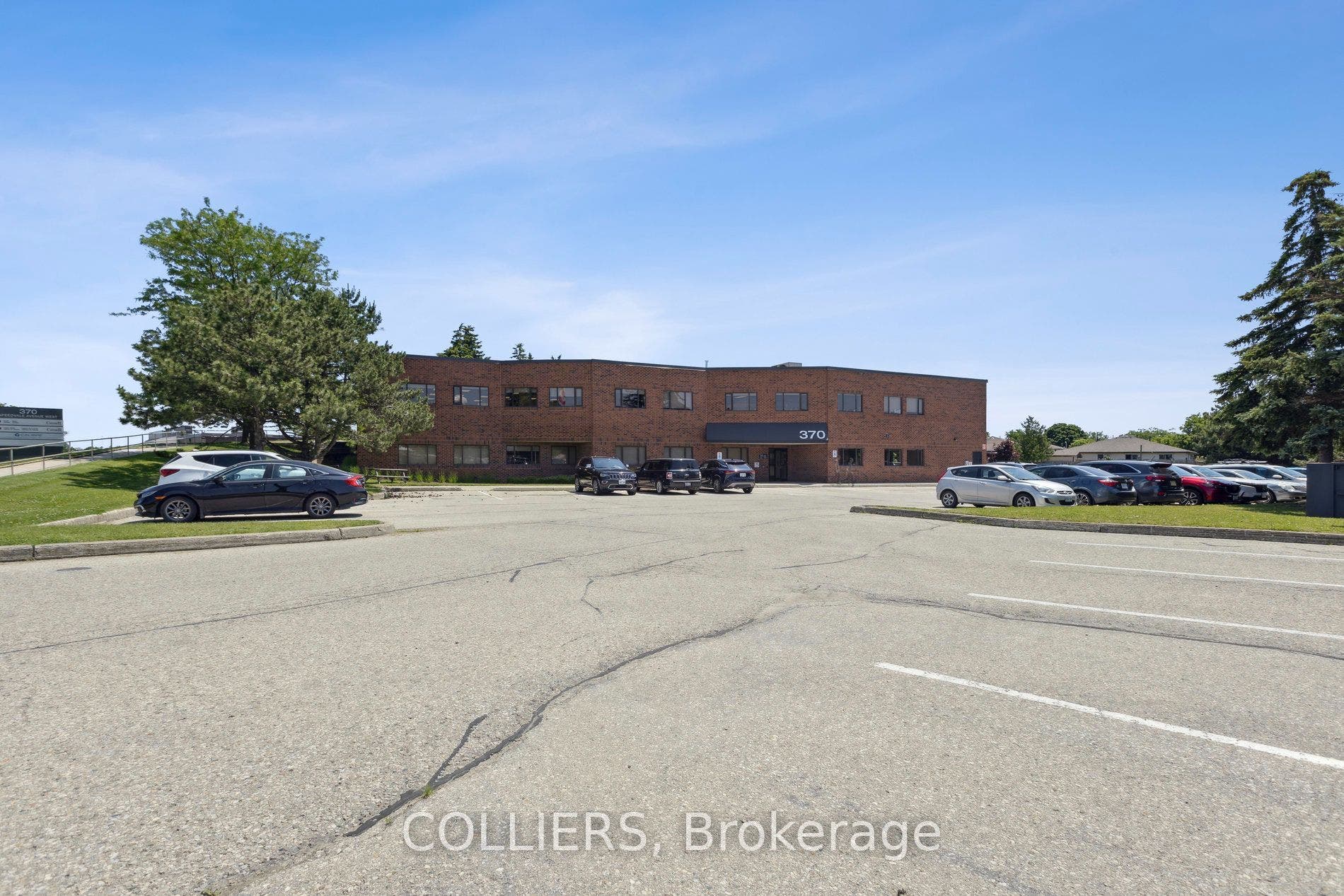 370 Speedvale Avenue, #102, Guelph, Wellington ON N1H 7M7 370 Speedvale Avenue, #102, Guelph, Wellington ON N1H 7M7