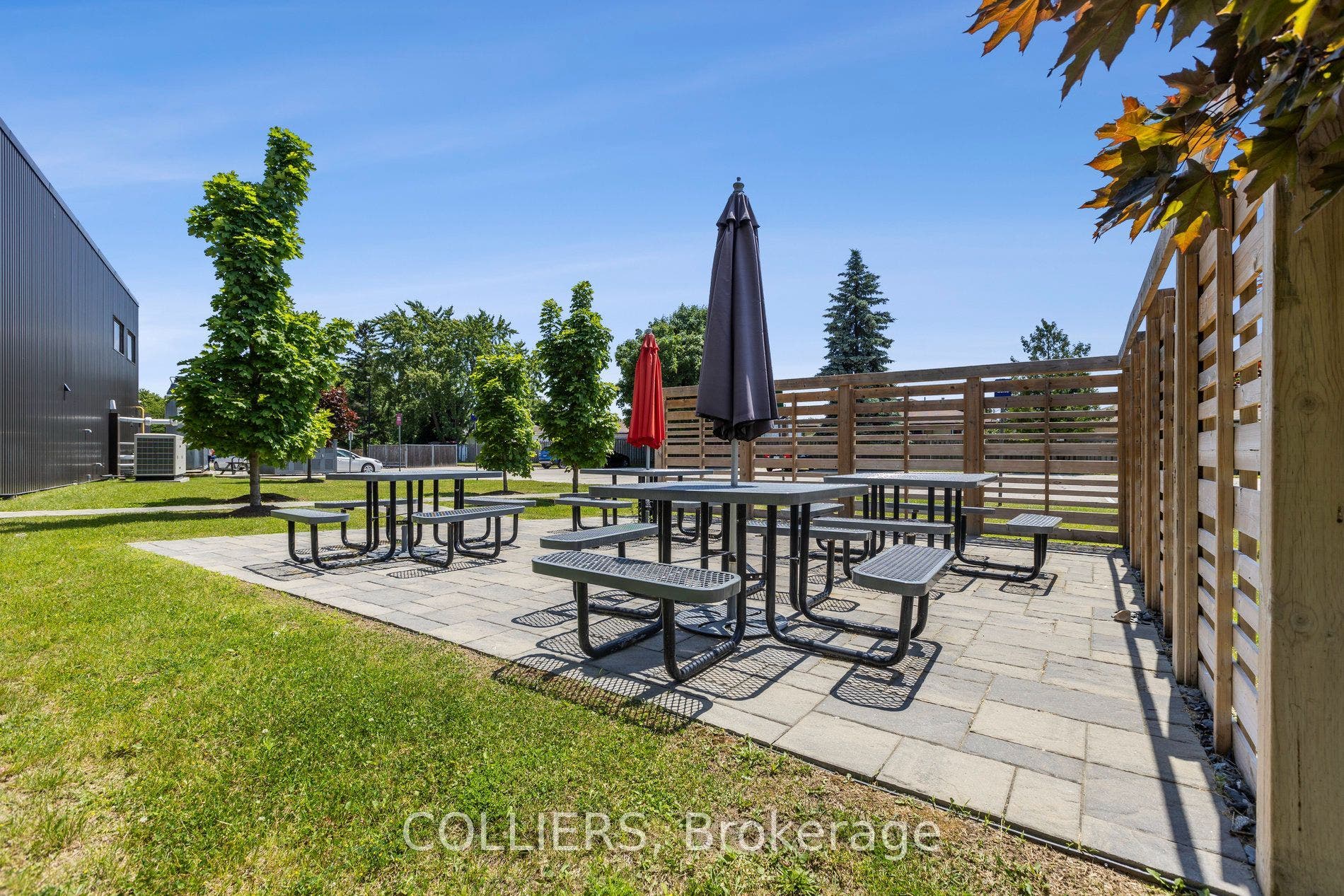 370 Speedvale Avenue, #102, Guelph, Wellington ON N1H 7M7 370 Speedvale Avenue, #102, Guelph, Wellington ON N1H 7M7