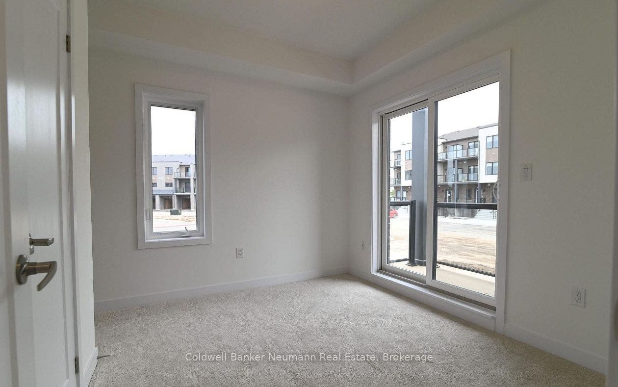 42 Lowes Road W, #12, Guelph, Wellington ON N1G 0H6 42 Lowes Road W, #12, Guelph, Wellington ON N1G 0H6