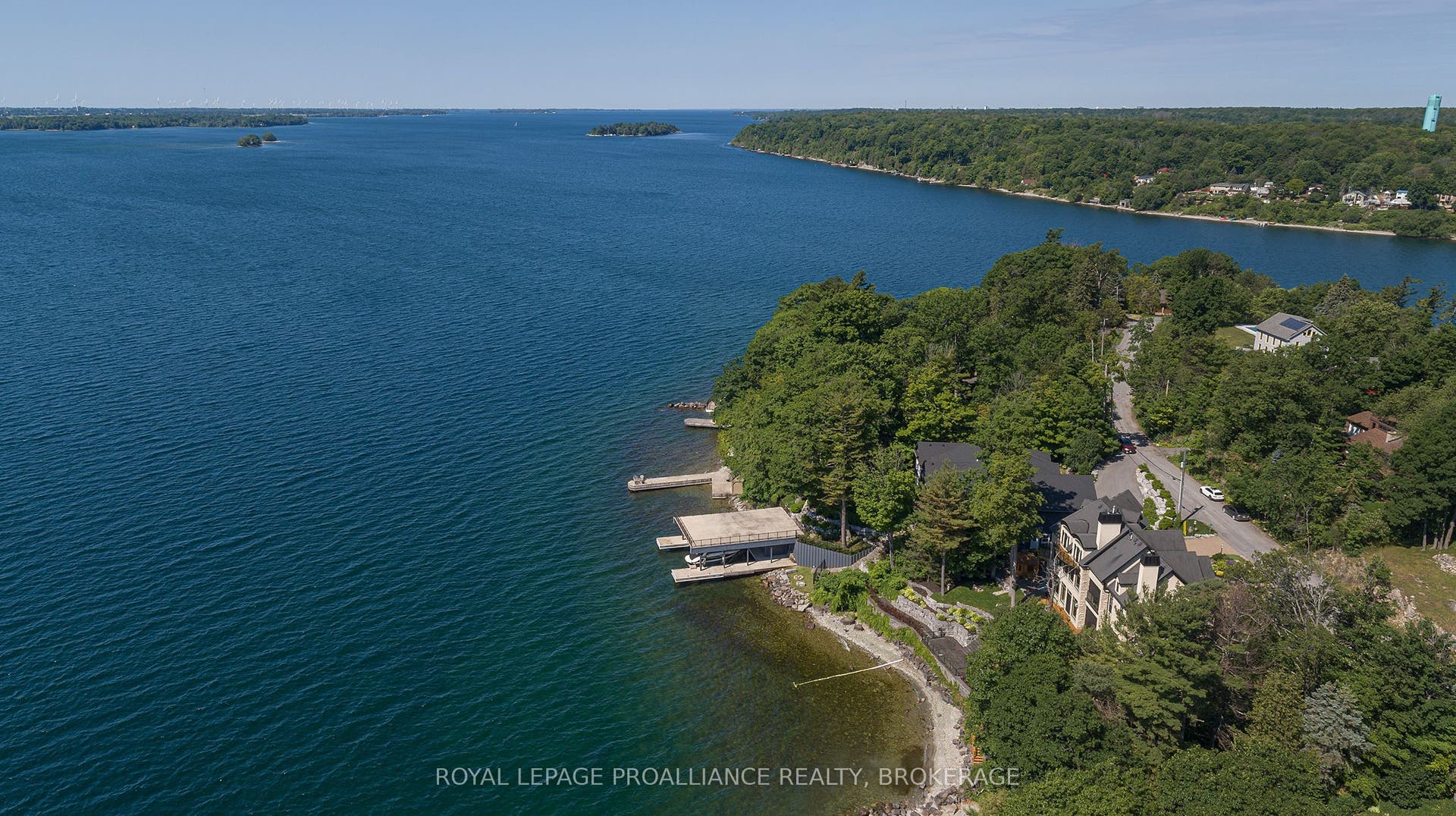 1618 St Lawrence Avenue, Kingston, Frontenac ON K7L 4V1