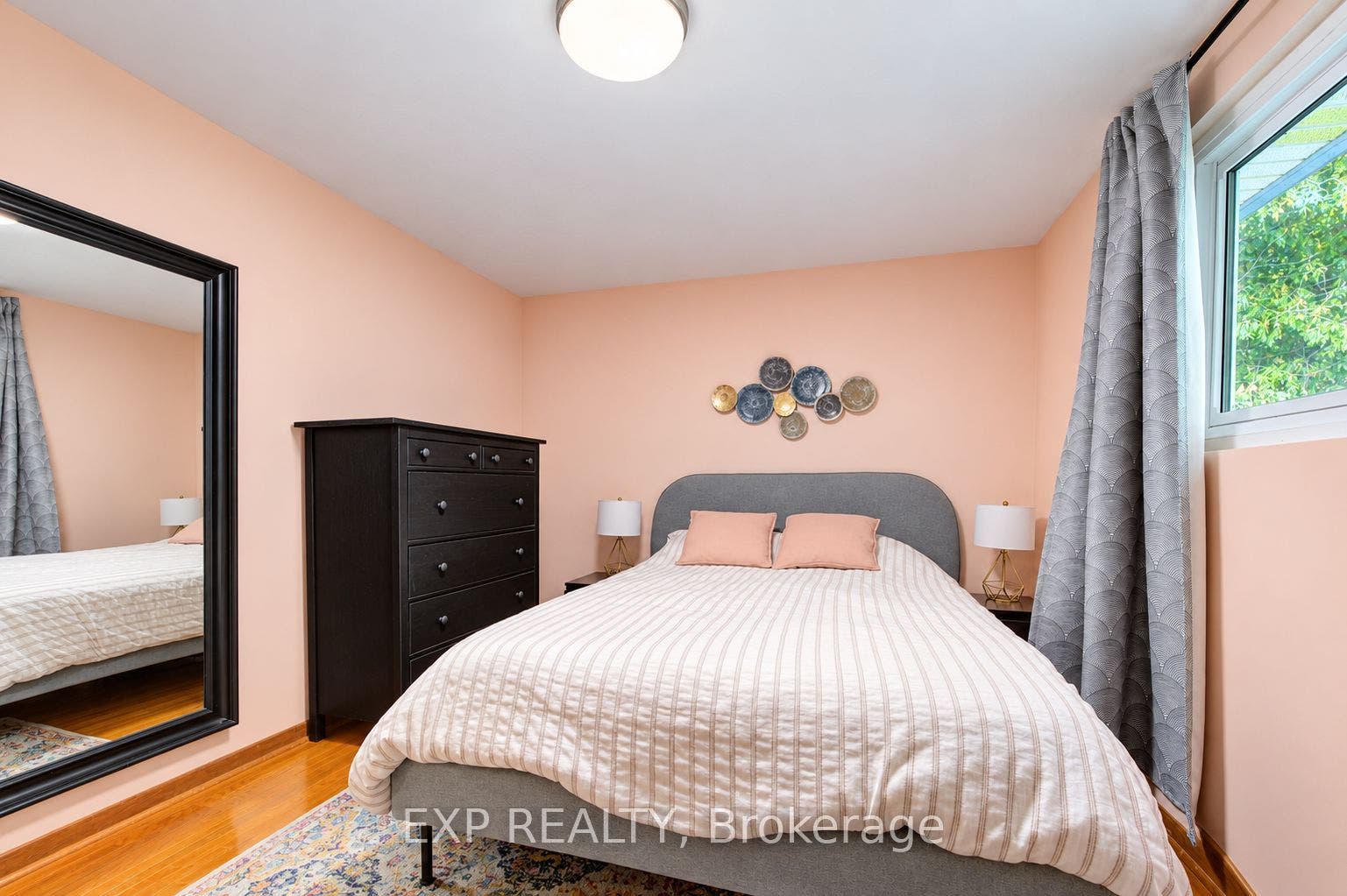 115 Chopin Drive, Kitchener, Waterloo ON N2M 2G3 115 Chopin Drive, Kitchener, Waterloo ON N2M 2G3