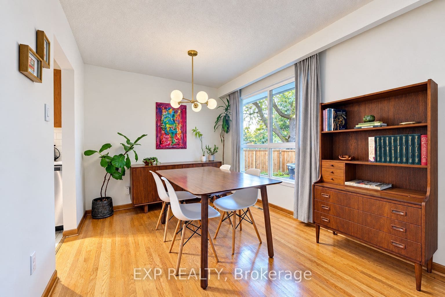 115 Chopin Drive, Kitchener, Waterloo ON N2M 2G3 115 Chopin Drive, Kitchener, Waterloo ON N2M 2G3