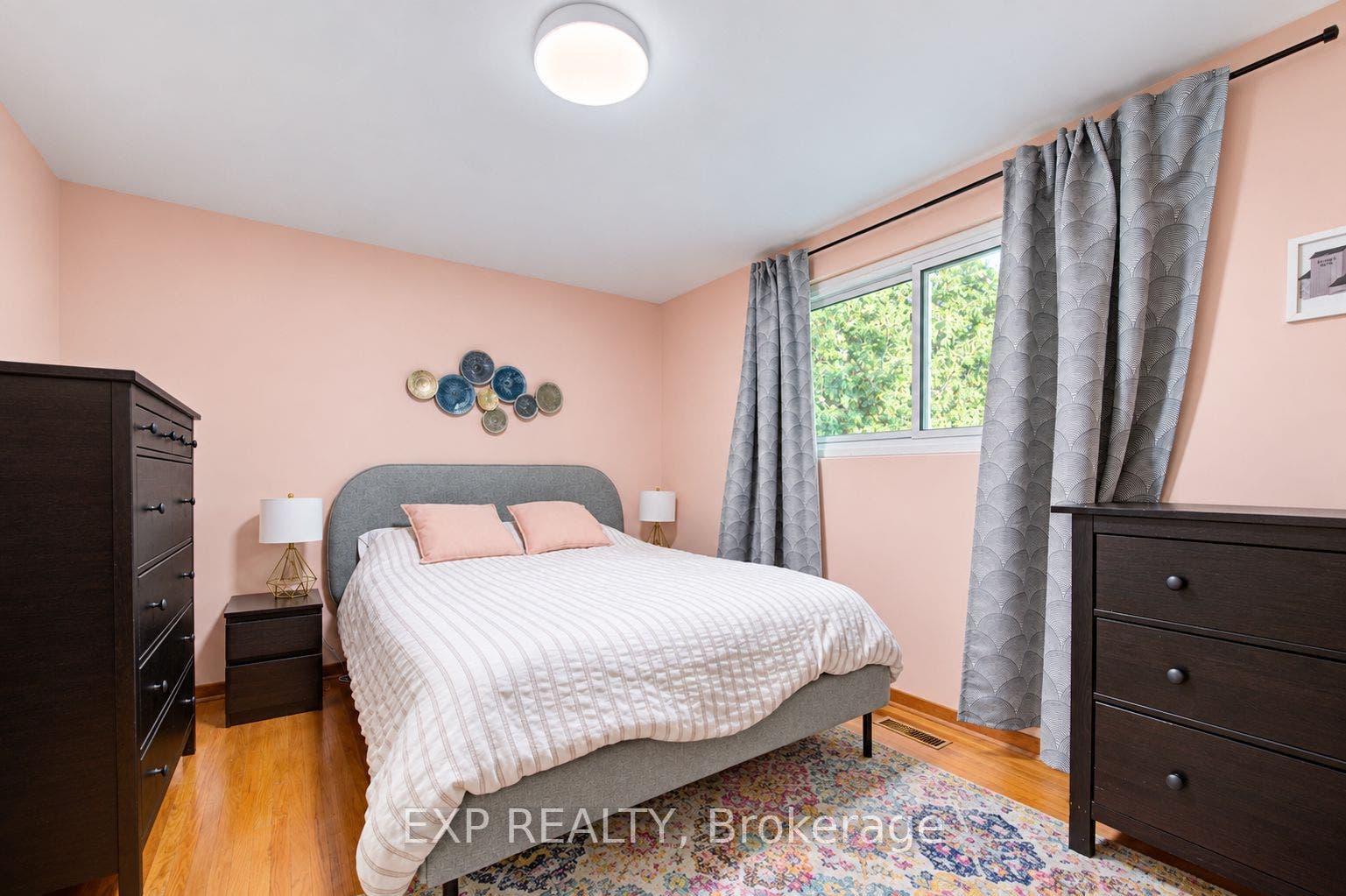 115 Chopin Drive, Kitchener, Waterloo ON N2M 2G3 115 Chopin Drive, Kitchener, Waterloo ON N2M 2G3