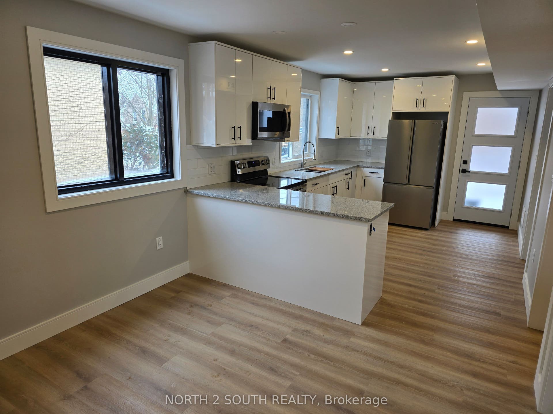 241 Darling Street, #1, Brantford, Brantford ON N3S 3X3 241 Darling Street, #1, Brantford, Brantford ON N3S 3X3