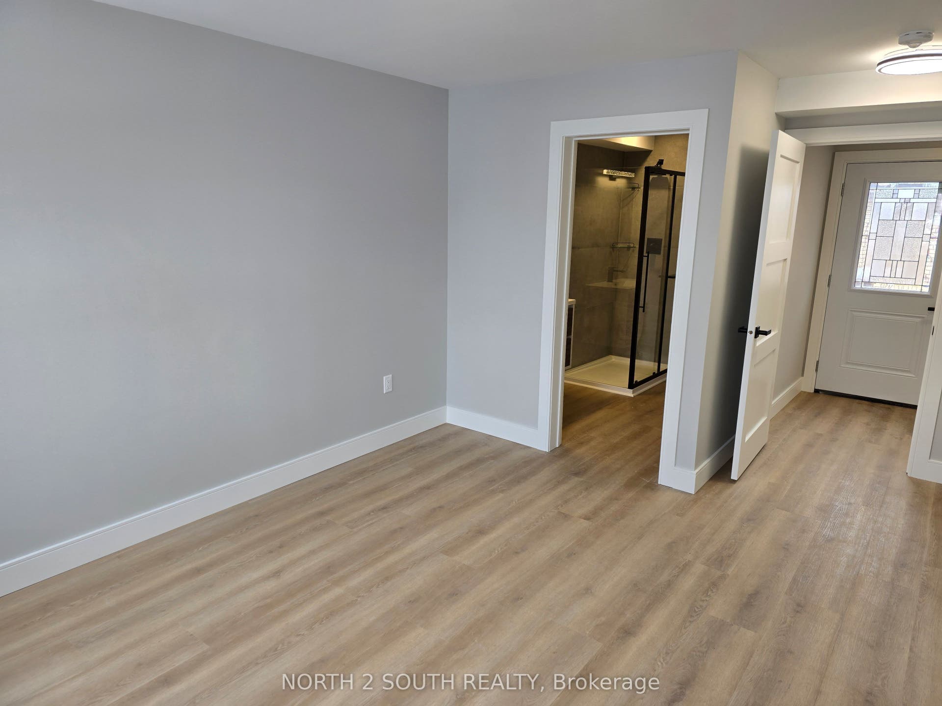241 Darling Street, #1, Brantford, Brantford ON N3S 3X3 241 Darling Street, #1, Brantford, Brantford ON N3S 3X3