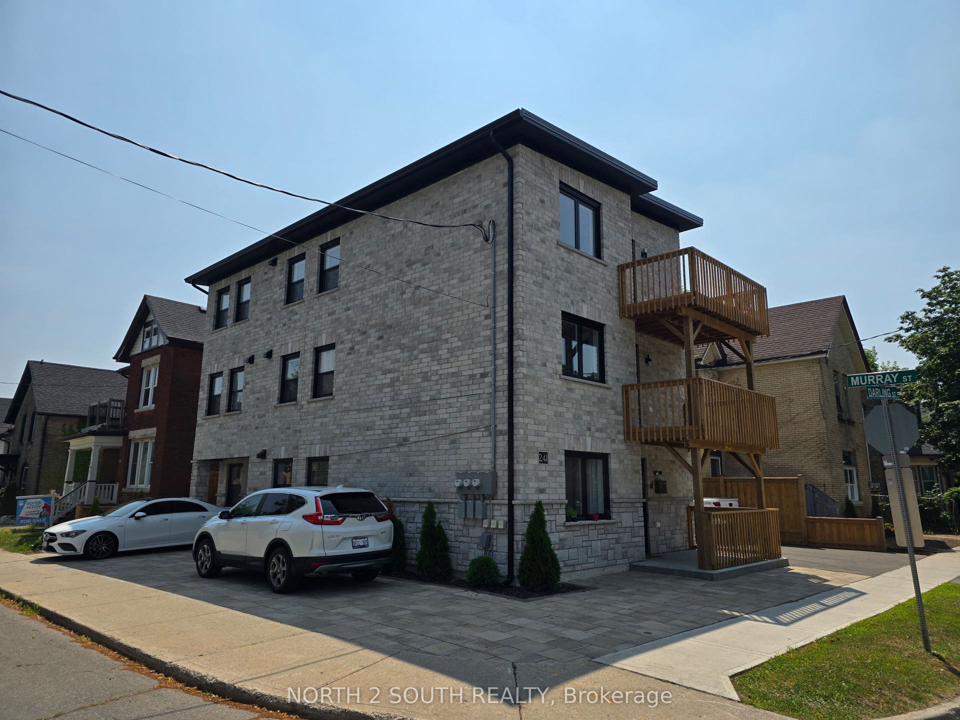 241 Darling Street, #1, Brantford, Brantford ON N3S 3X3 241 Darling Street, #1, Brantford, Brantford ON N3S 3X3