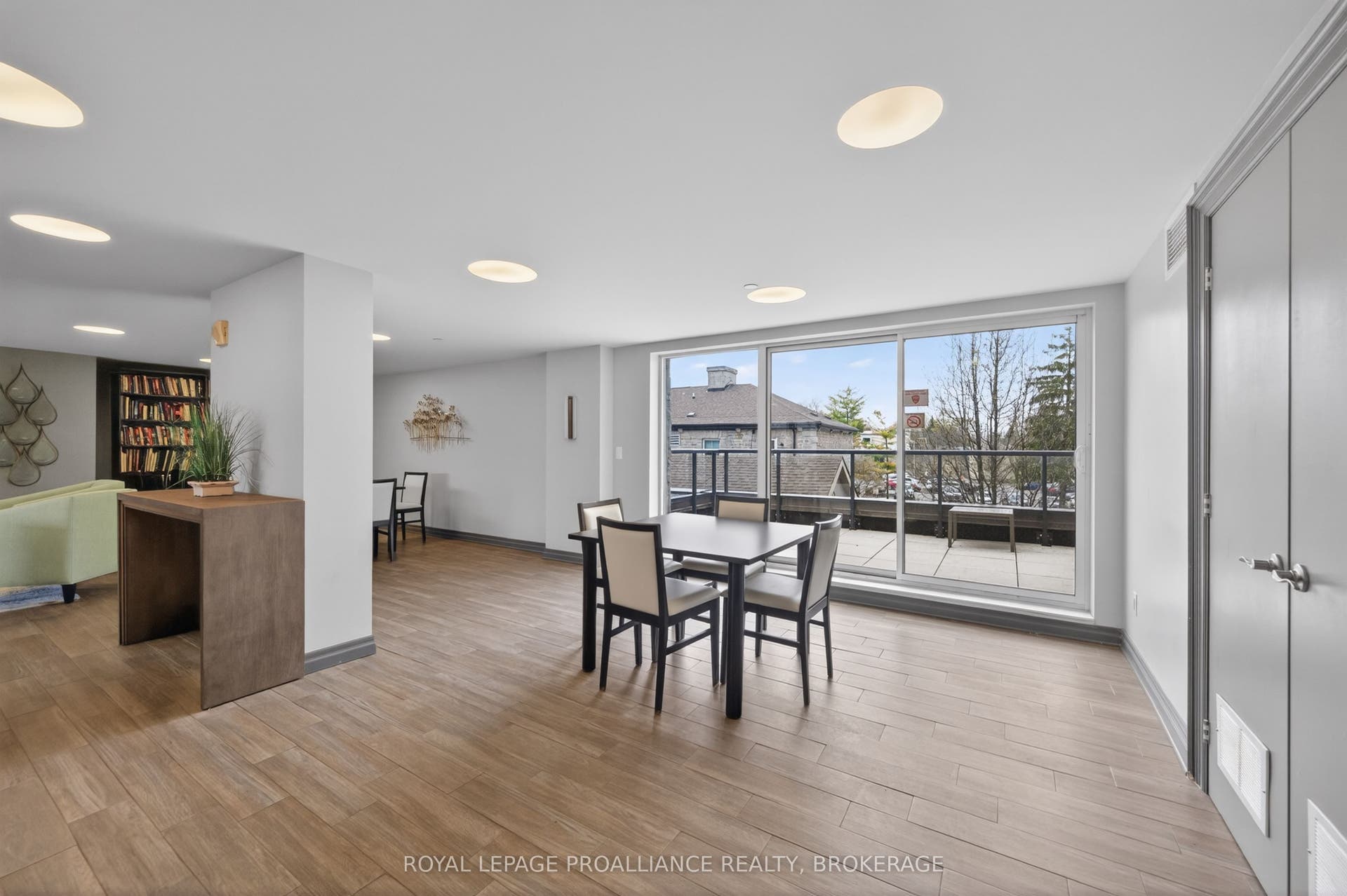 121 Queen Street, #A2, Kingston, Frontenac ON K7K 0G6