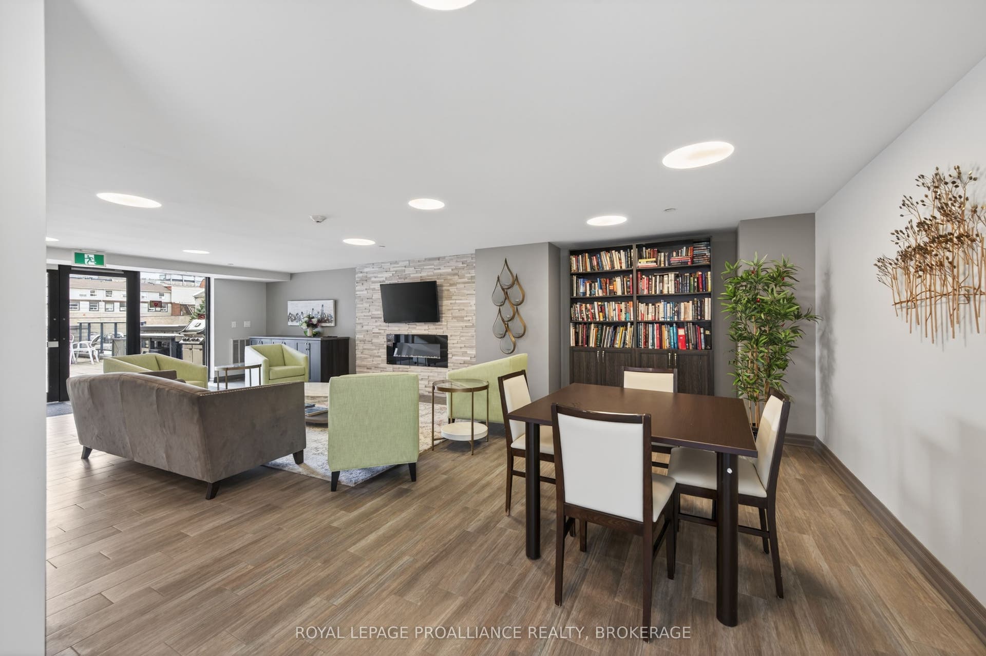121 Queen Street, #A2, Kingston, Frontenac ON K7K 0G6