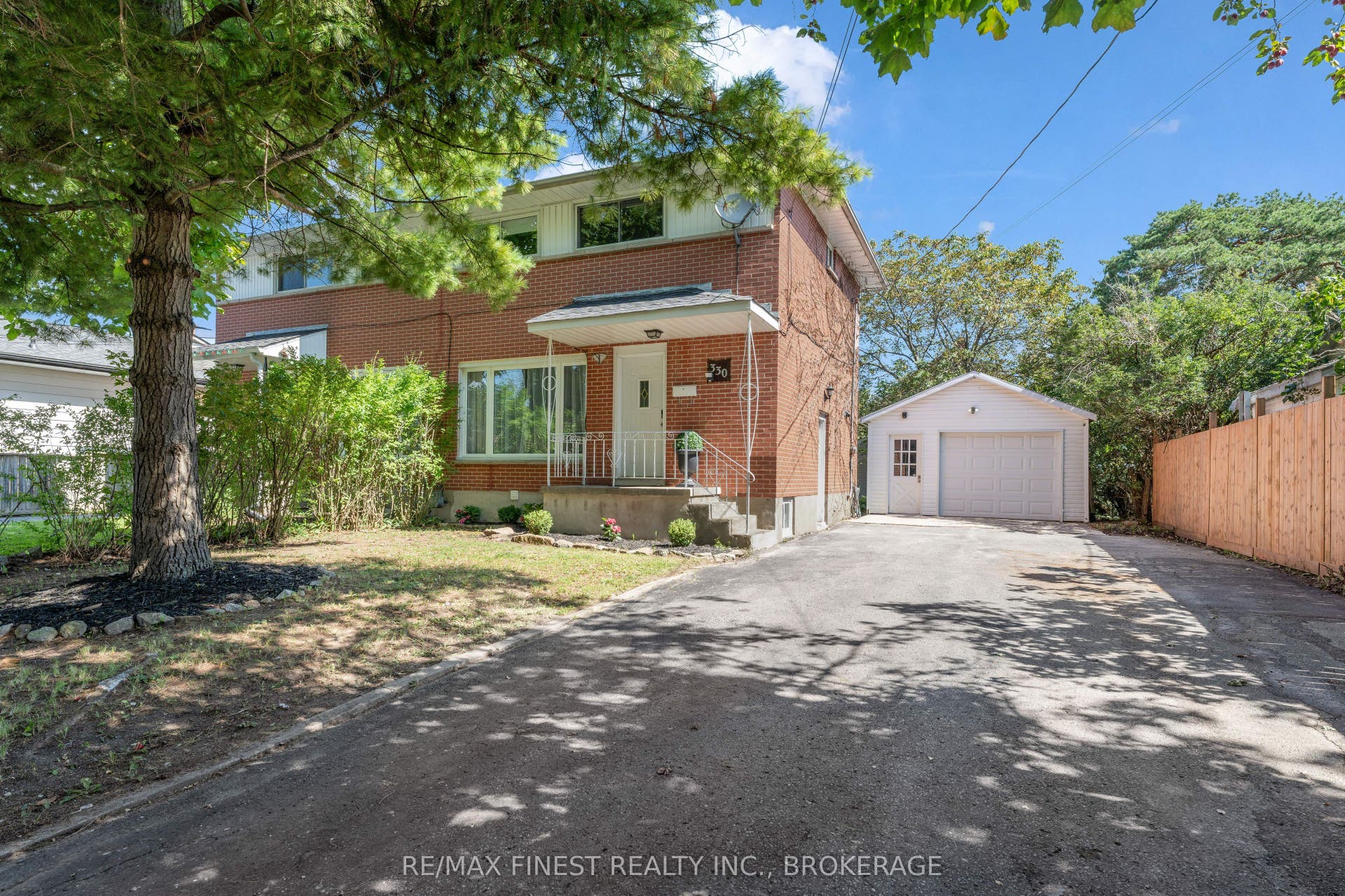 330 Meadowcrest Road, Kingston, Frontenac ON K7M 3S3 330 Meadowcrest Road, Kingston, Frontenac ON K7M 3S3