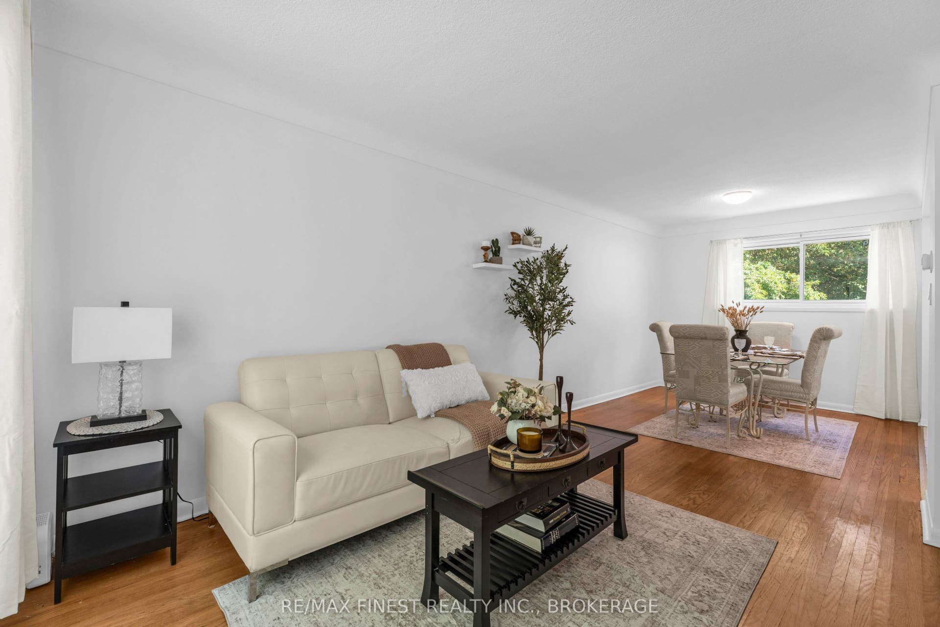 330 Meadowcrest Road, Kingston, Frontenac ON K7M 3S3 330 Meadowcrest Road, Kingston, Frontenac ON K7M 3S3