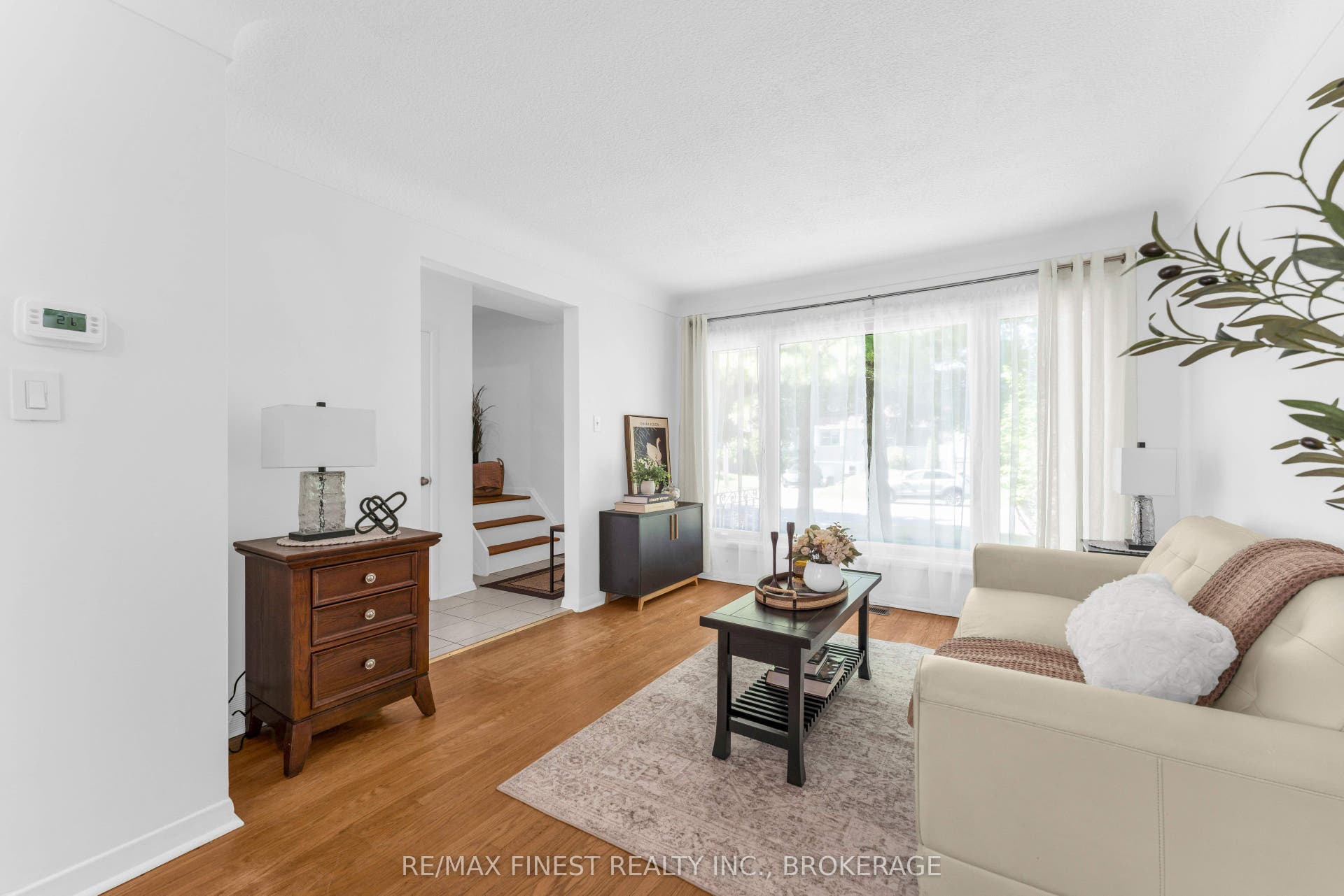 330 Meadowcrest Road, Kingston, Frontenac ON K7M 3S3 330 Meadowcrest Road, Kingston, Frontenac ON K7M 3S3