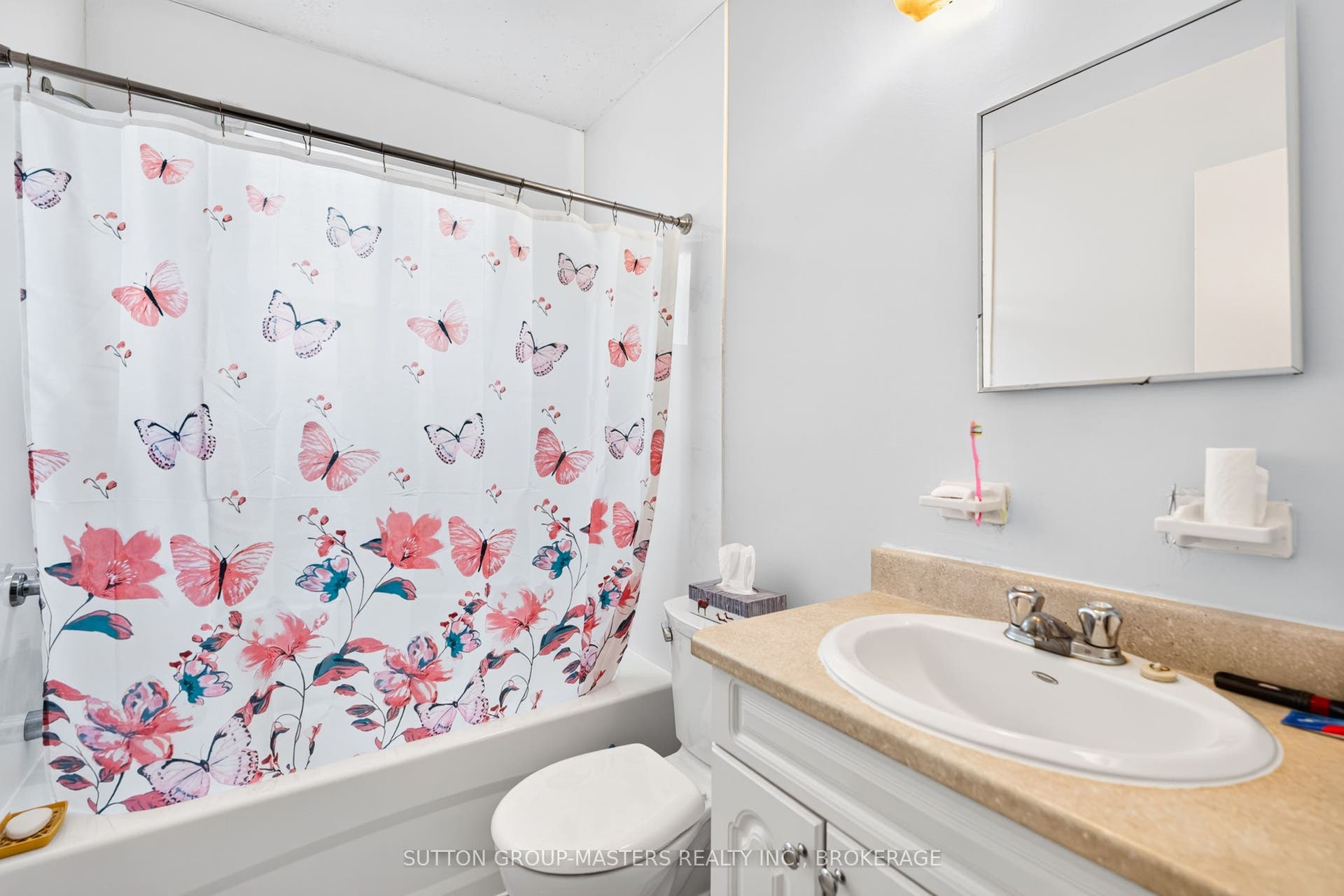 81 Mary Street, Kingston, Frontenac ON K7M 6M5