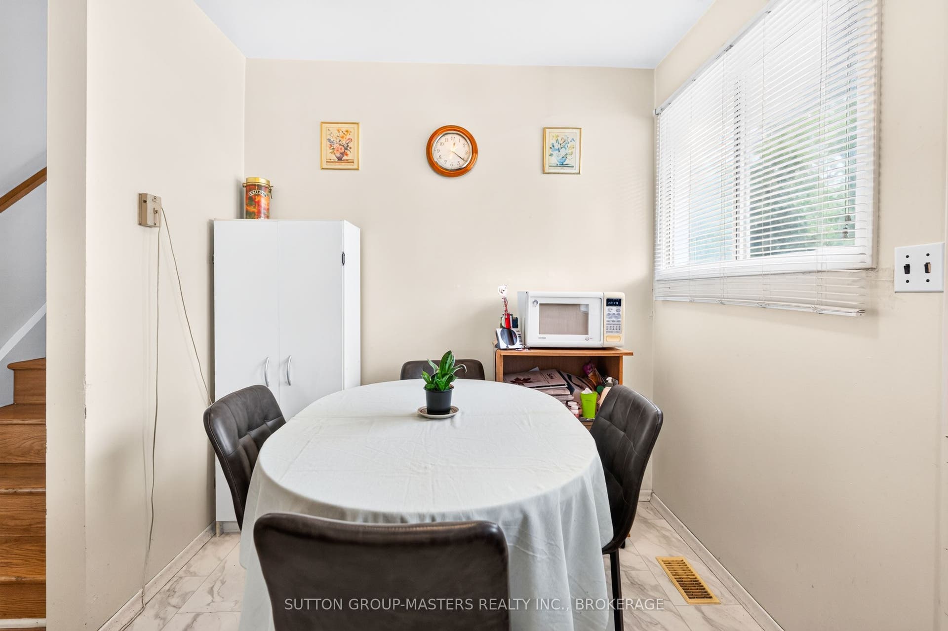 81 Mary Street, Kingston, Frontenac ON K7M 6M5