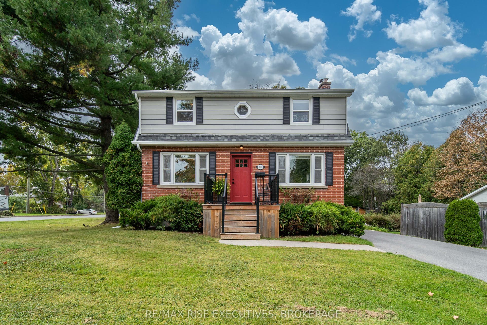 130 Florence Street, Kingston, Frontenac ON K7M 1Y8