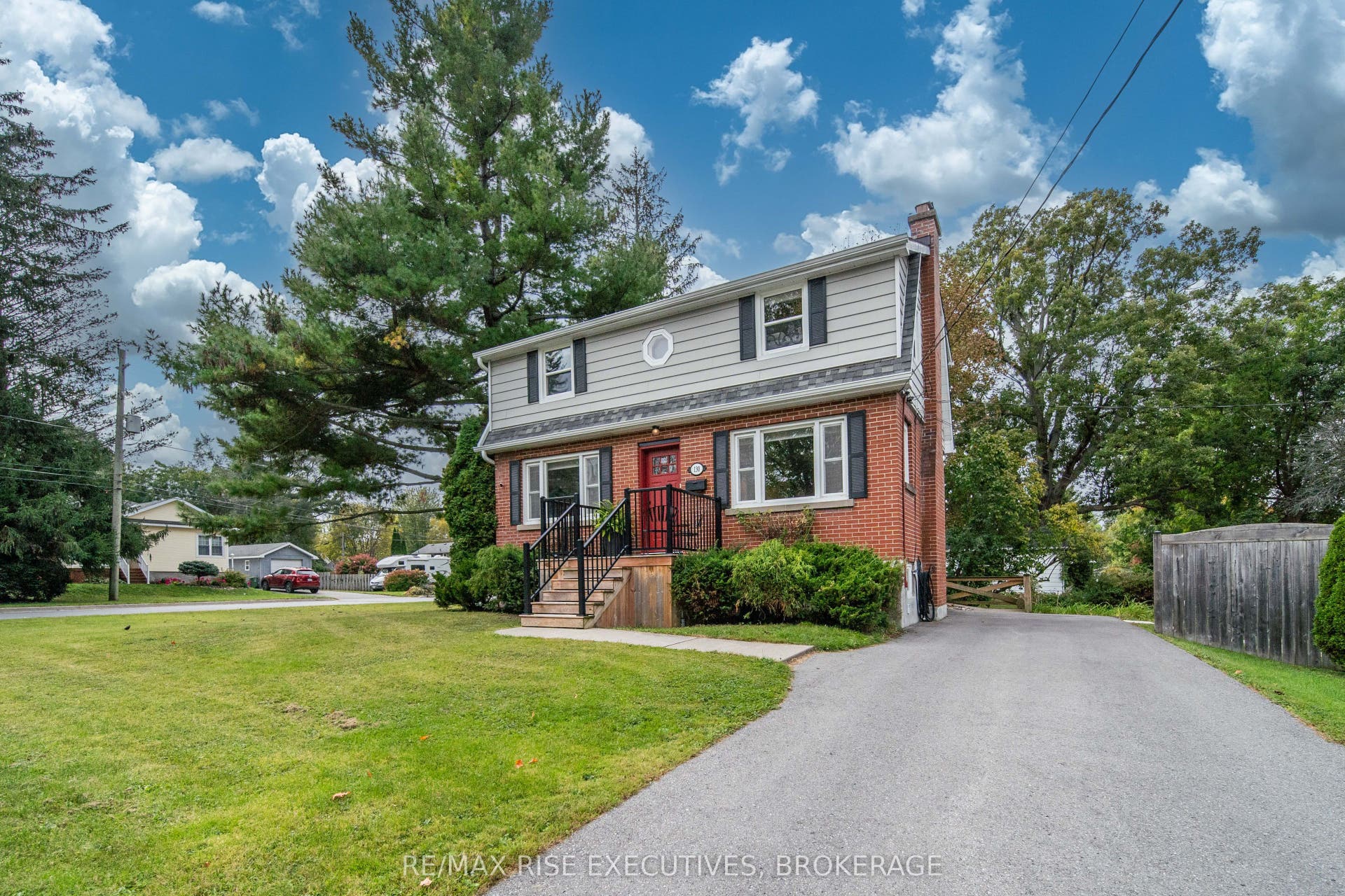 130 Florence Street, Kingston, Frontenac ON K7M 1Y8