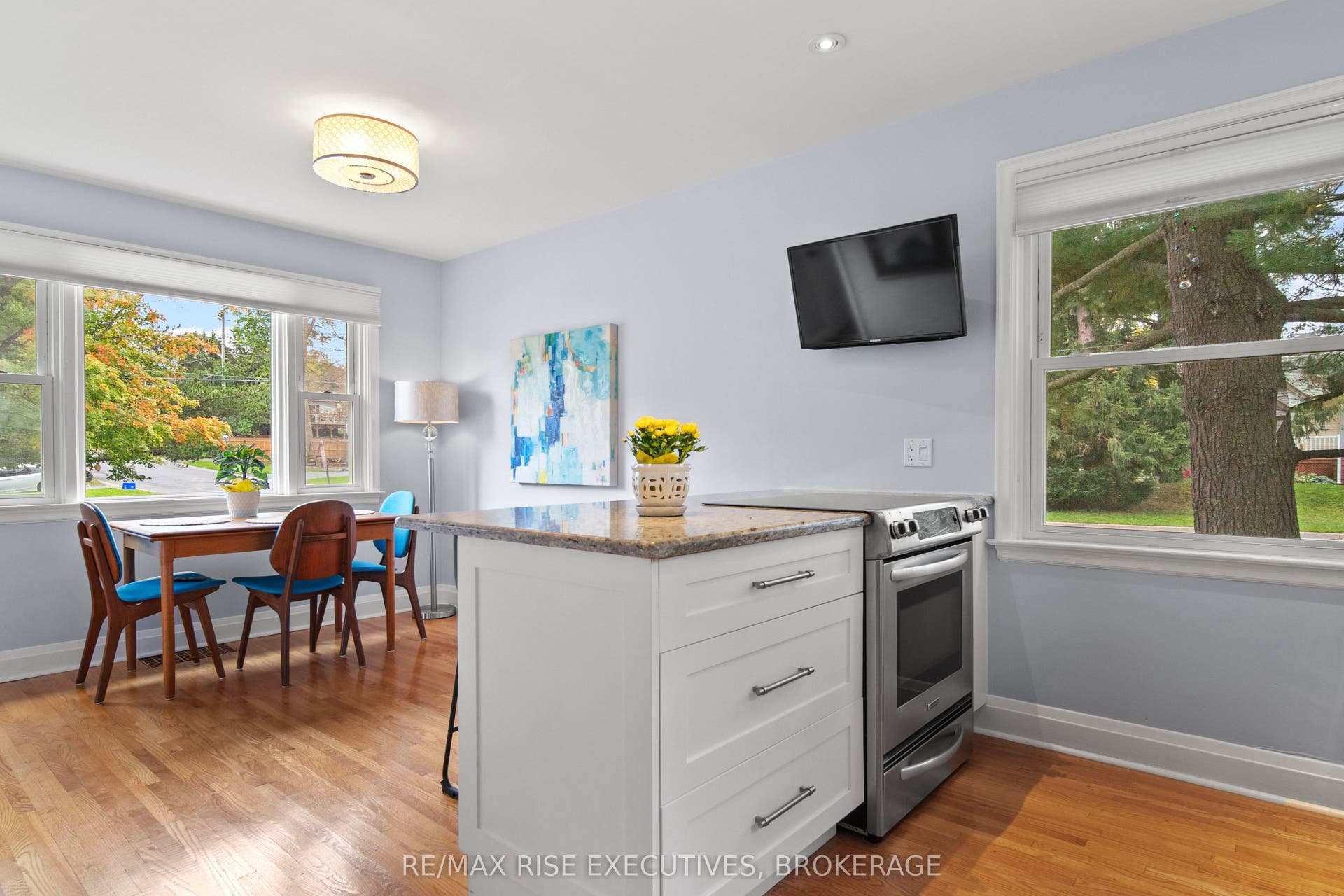 130 Florence Street, Kingston, Frontenac ON K7M 1Y8
