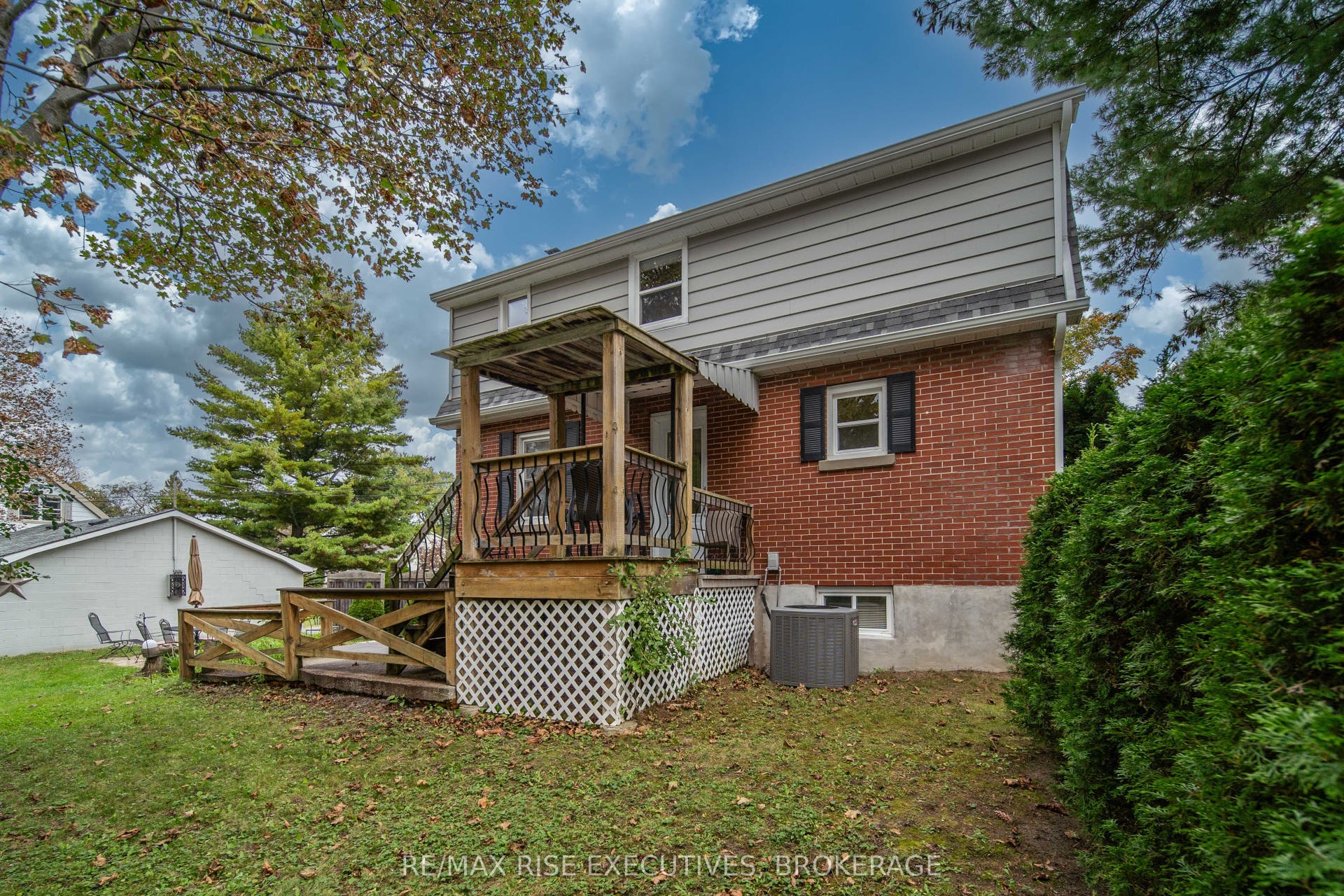 130 Florence Street, Kingston, Frontenac ON K7M 1Y8
