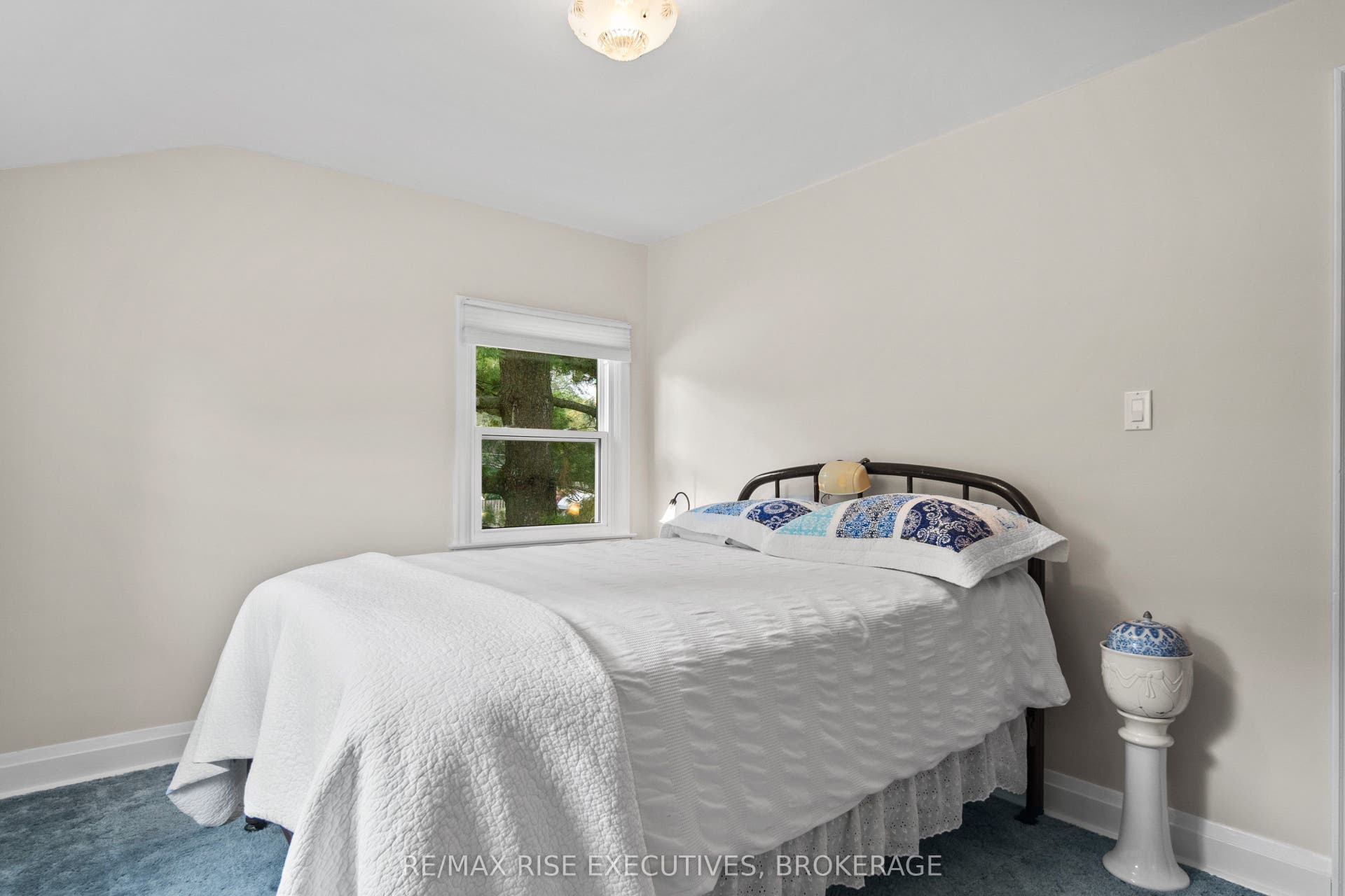 130 Florence Street, Kingston, Frontenac ON K7M 1Y8