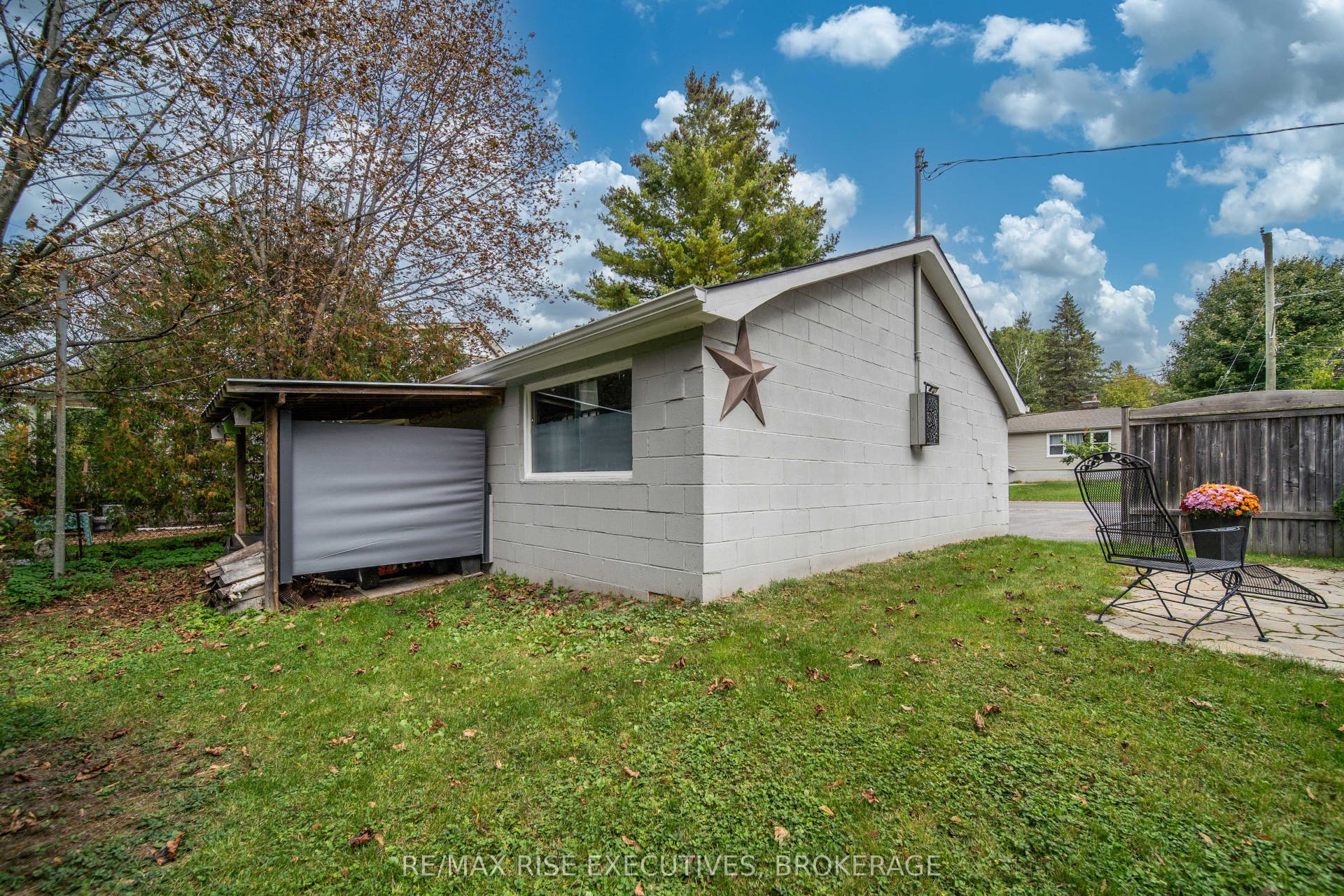 130 Florence Street, Kingston, Frontenac ON K7M 1Y8