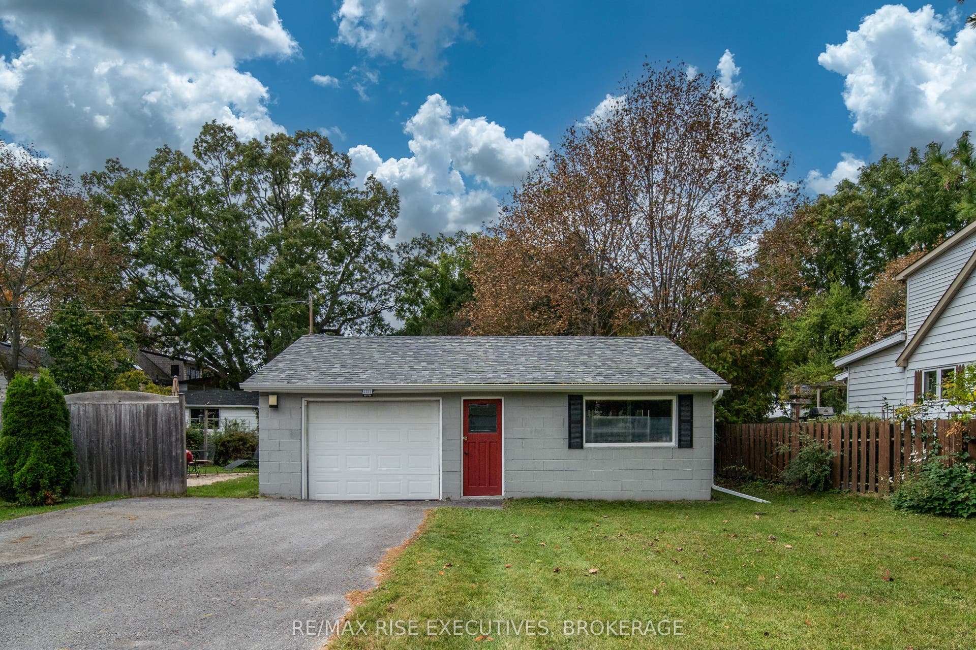 130 Florence Street, Kingston, Frontenac ON K7M 1Y8
