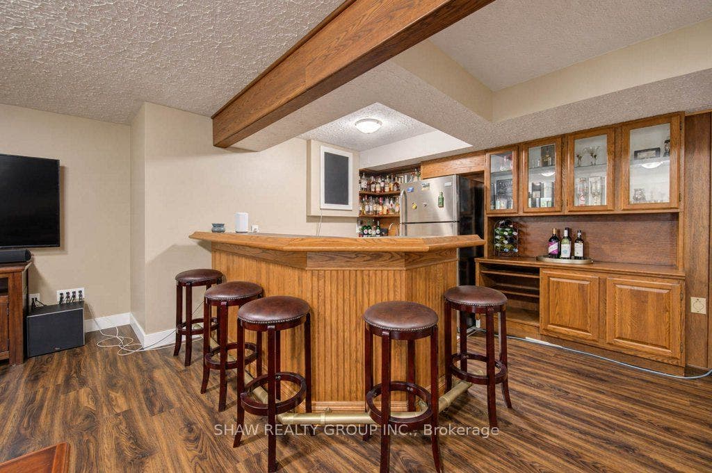 1370 Thorman Place, Cambridge, Waterloo ON N3H 4K5 1370 Thorman Place, Cambridge, Waterloo ON N3H 4K5