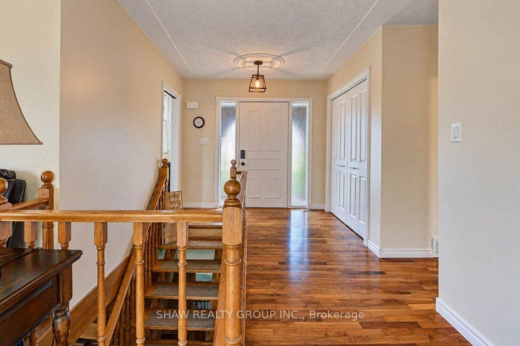 1370 Thorman Place, Cambridge, Waterloo ON N3H 4K5 1370 Thorman Place, Cambridge, Waterloo ON N3H 4K5