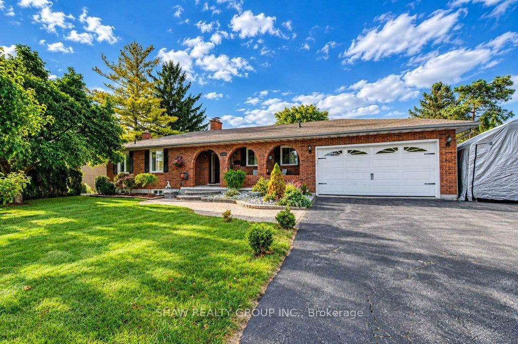 1370 Thorman Place, Cambridge, Waterloo ON N3H 4K5 1370 Thorman Place, Cambridge, Waterloo ON N3H 4K5