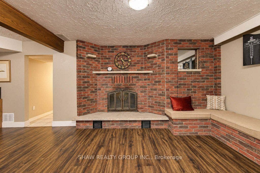 1370 Thorman Place, Cambridge, Waterloo ON N3H 4K5 1370 Thorman Place, Cambridge, Waterloo ON N3H 4K5