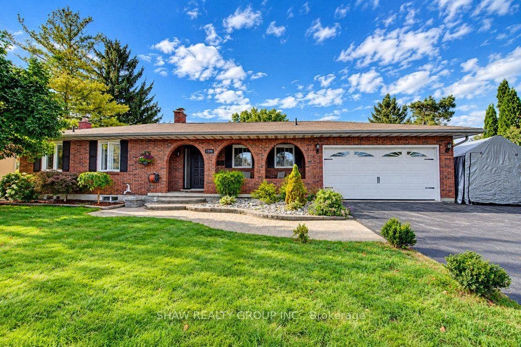1370 Thorman Place, Cambridge, Waterloo ON N3H 4K5 1370 Thorman Place, Cambridge, Waterloo ON N3H 4K5