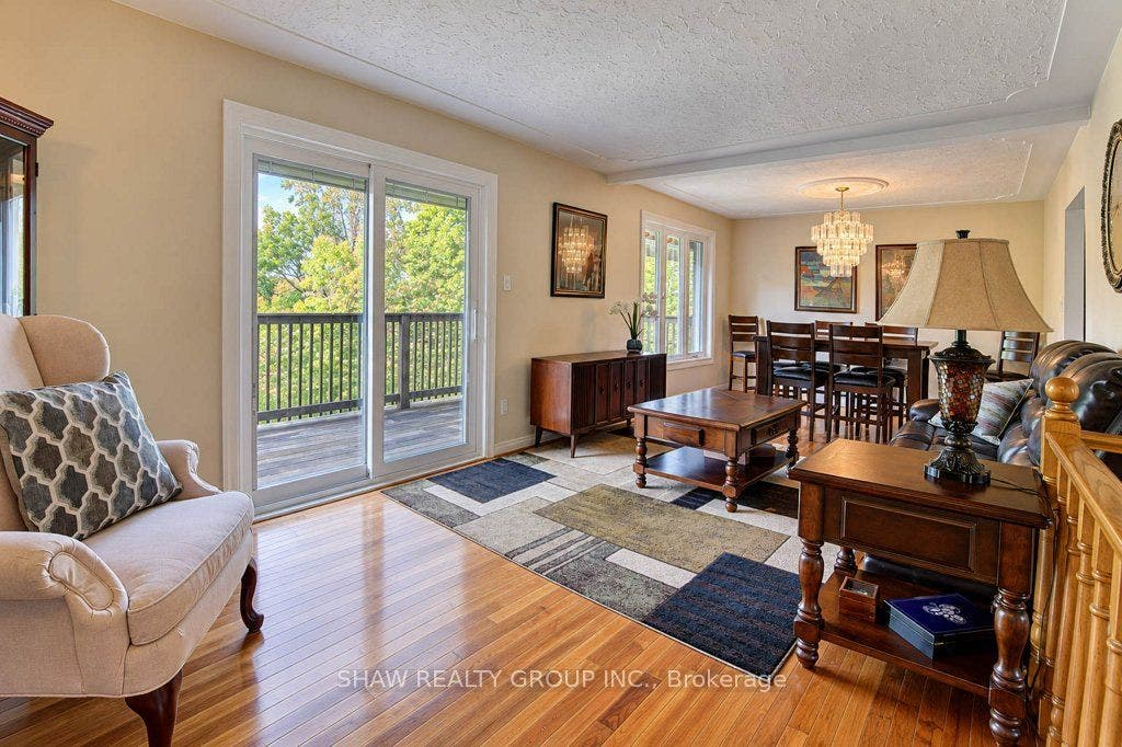 1370 Thorman Place, Cambridge, Waterloo ON N3H 4K5 1370 Thorman Place, Cambridge, Waterloo ON N3H 4K5