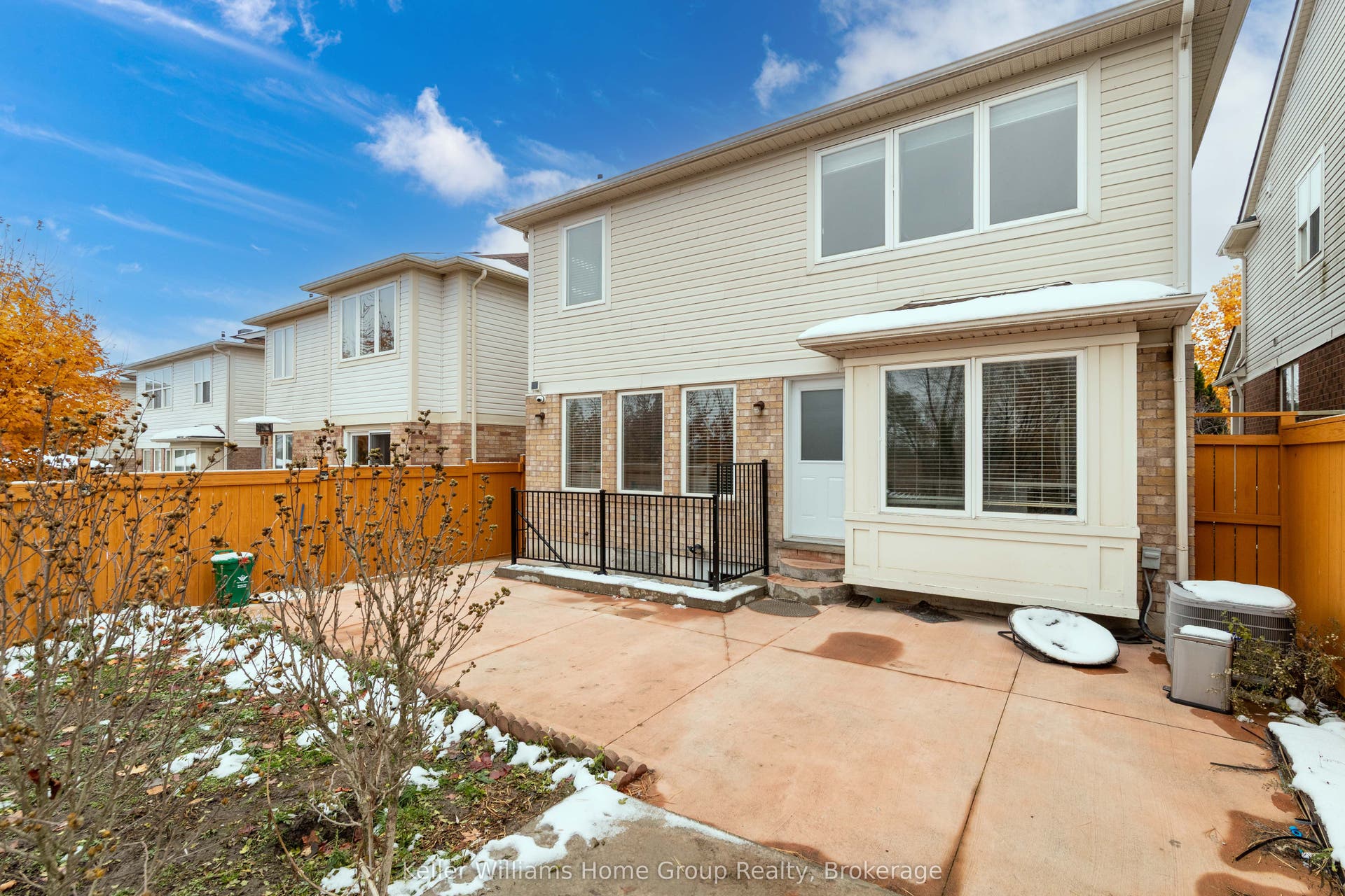 24 Baintree Way, #Upper, Cambridge, Waterloo ON N1T 2H3 24 Baintree Way, #Upper, Cambridge, Waterloo ON N1T 2H3